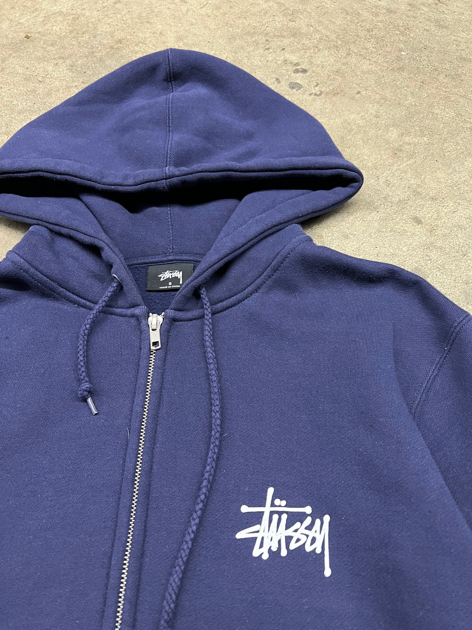 STUSSY CLASSIC LOGO ZIP UP HOODIE / SMALL