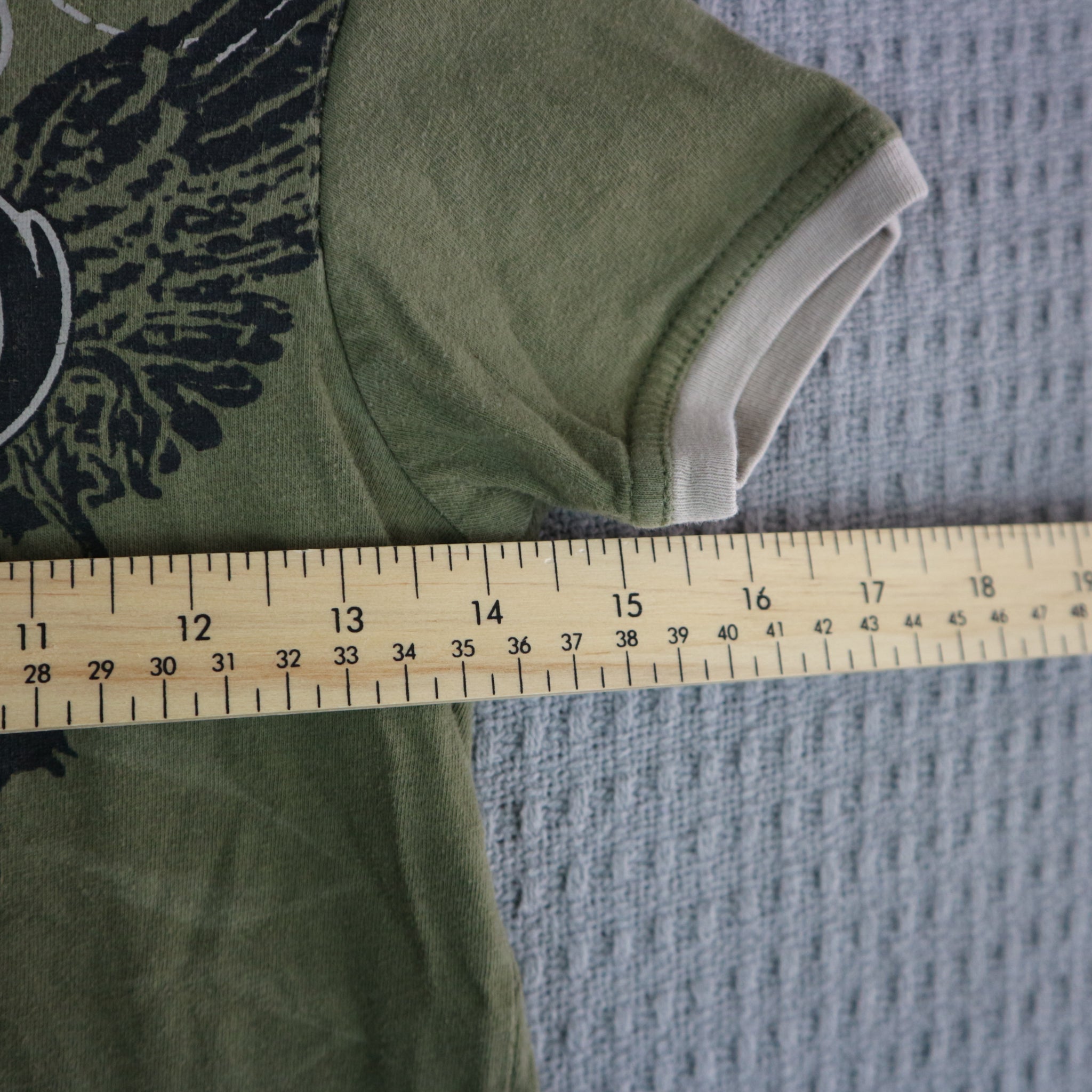 Grunge Y2K Distressed Affliction Xtreme Couture Ed Hardy Vancouver Streetwear Vancouver Vintage Cross Angel Guess Glory Tee Thermal