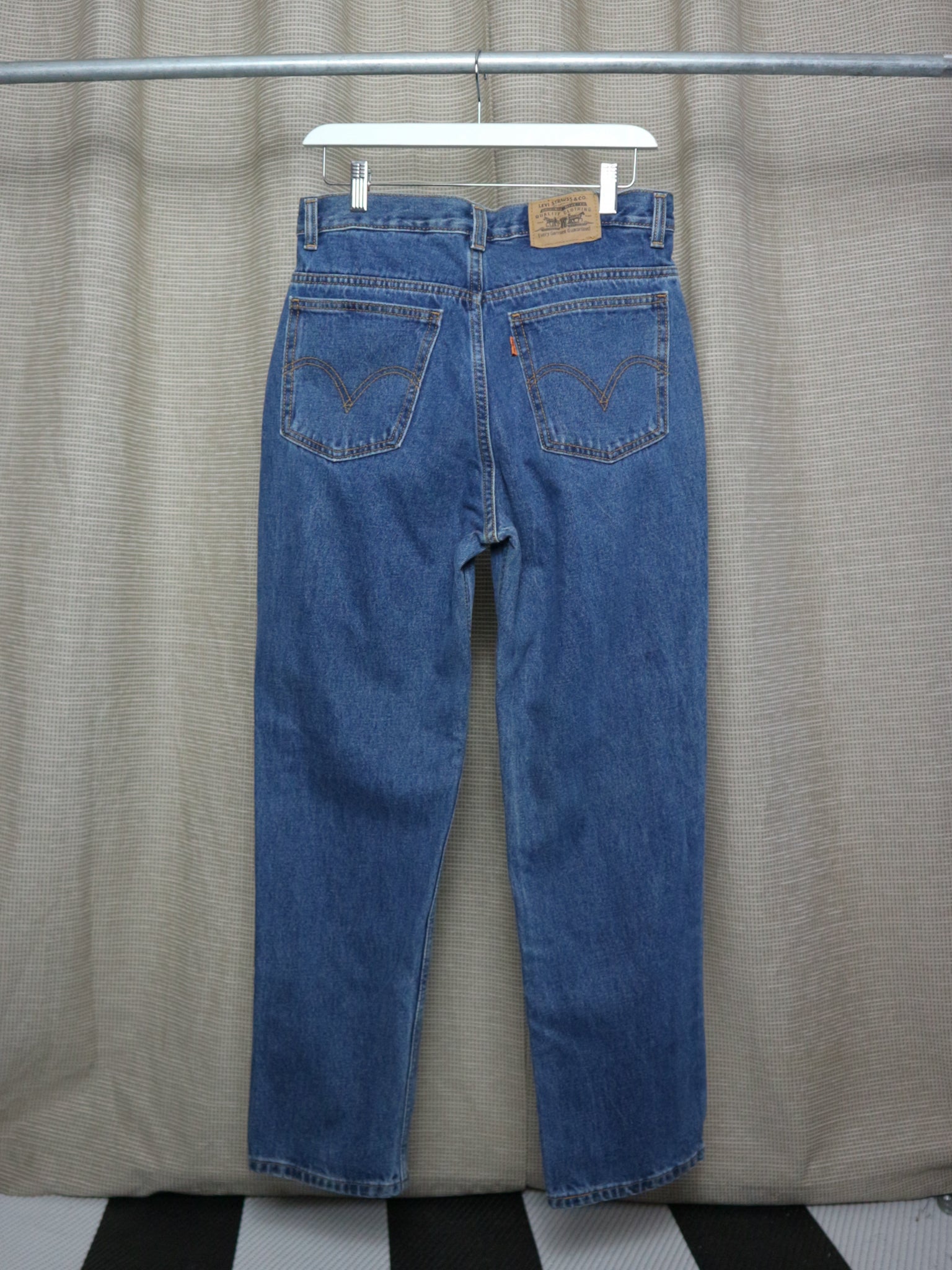 1980S ORANGE TAB LEVIS JEANS / 32X30