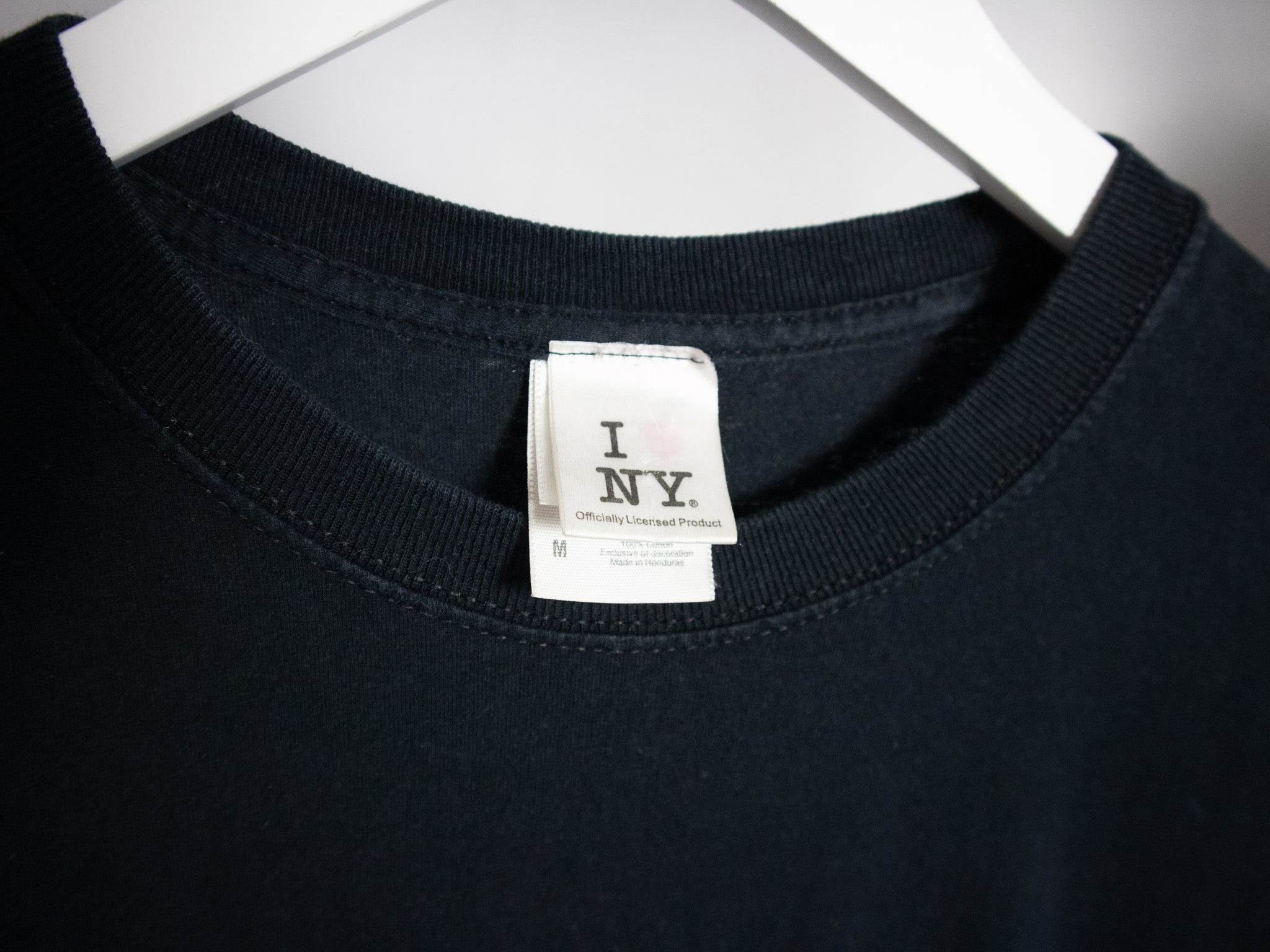 2000S I <3 NY OFFICIAL TEE / MEDIUM