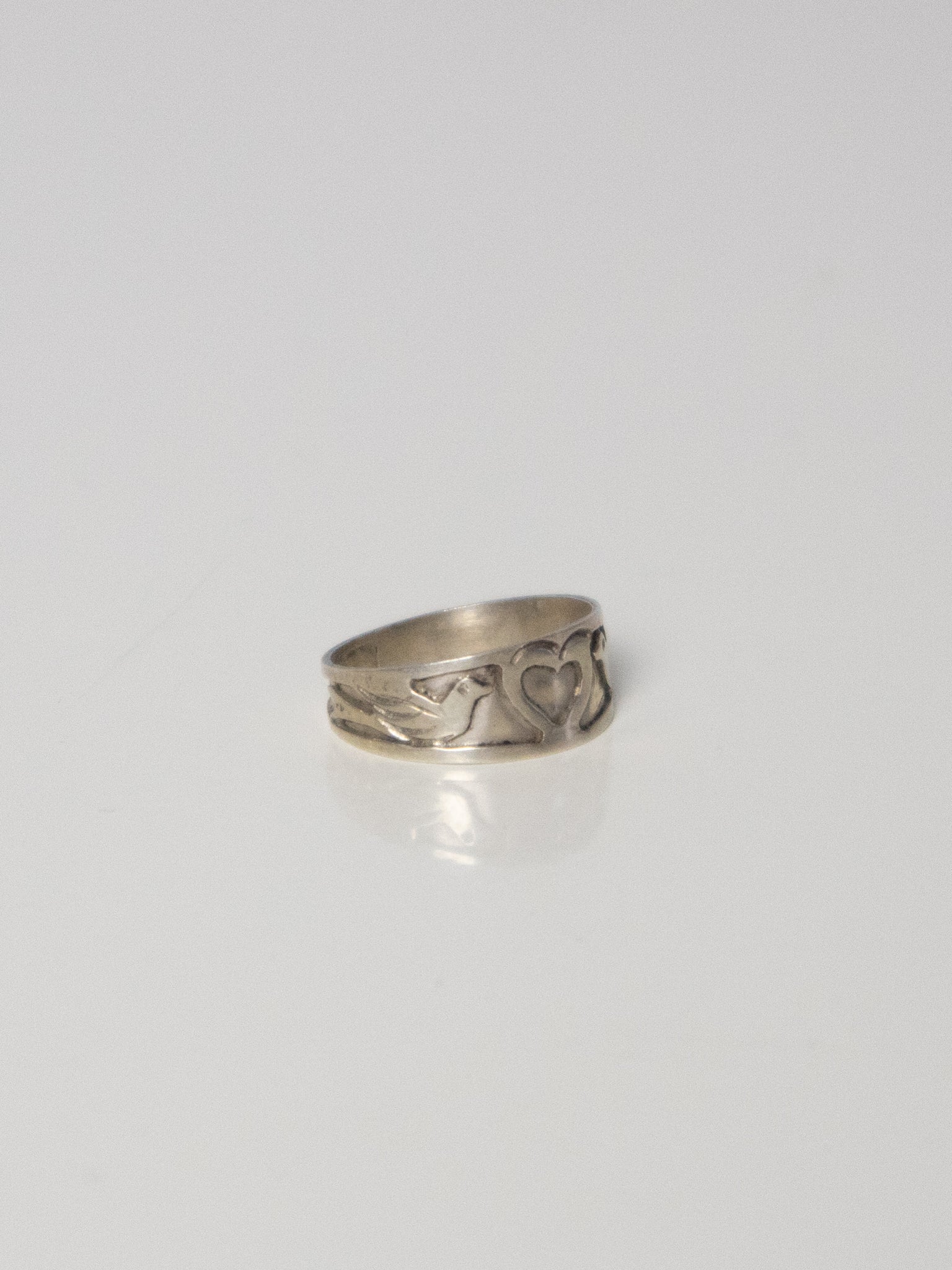 Dove and Heart .925 Silver Ring / 5.5