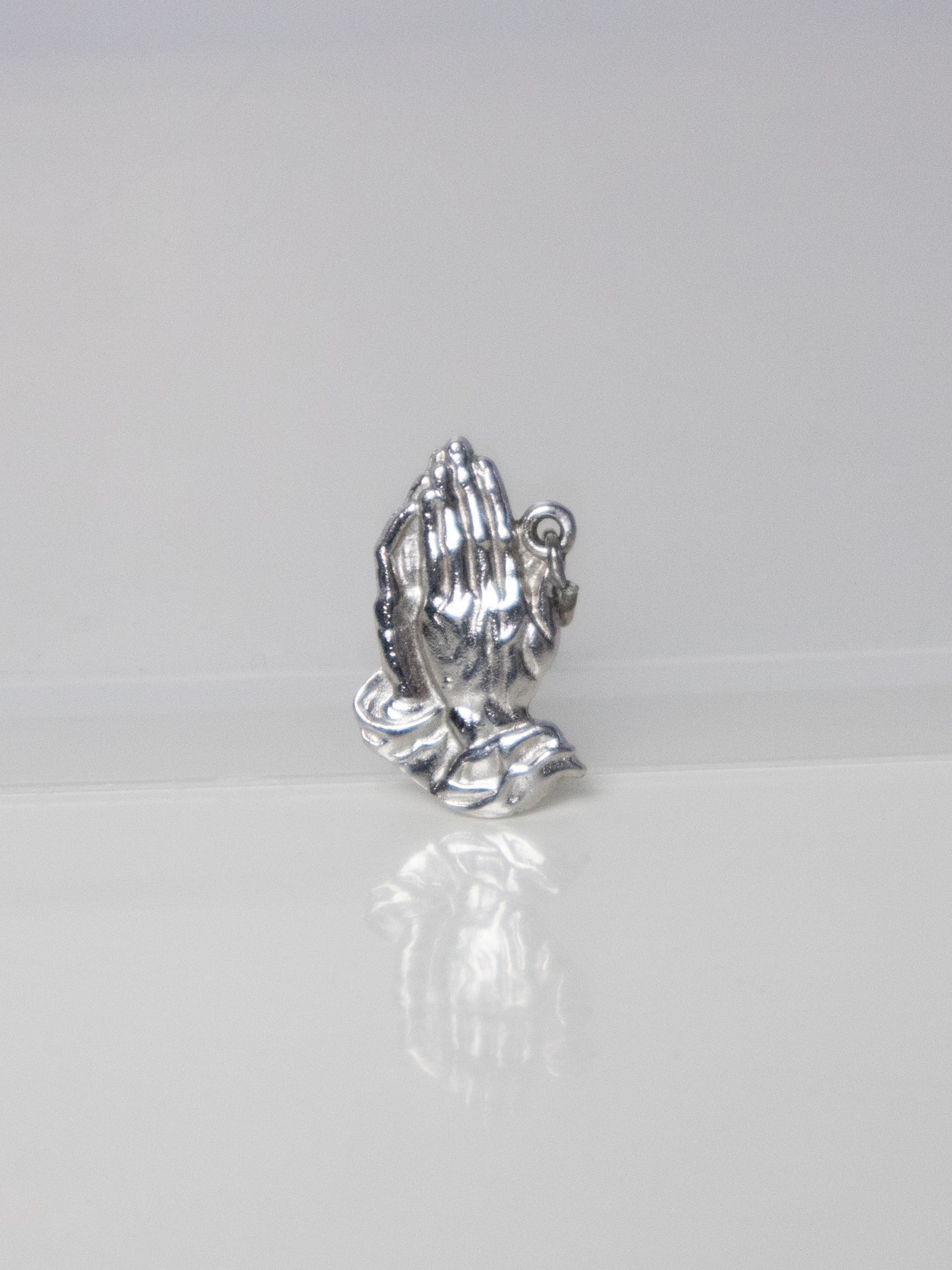 Praying Hands .925 Silver Pendent / 1"