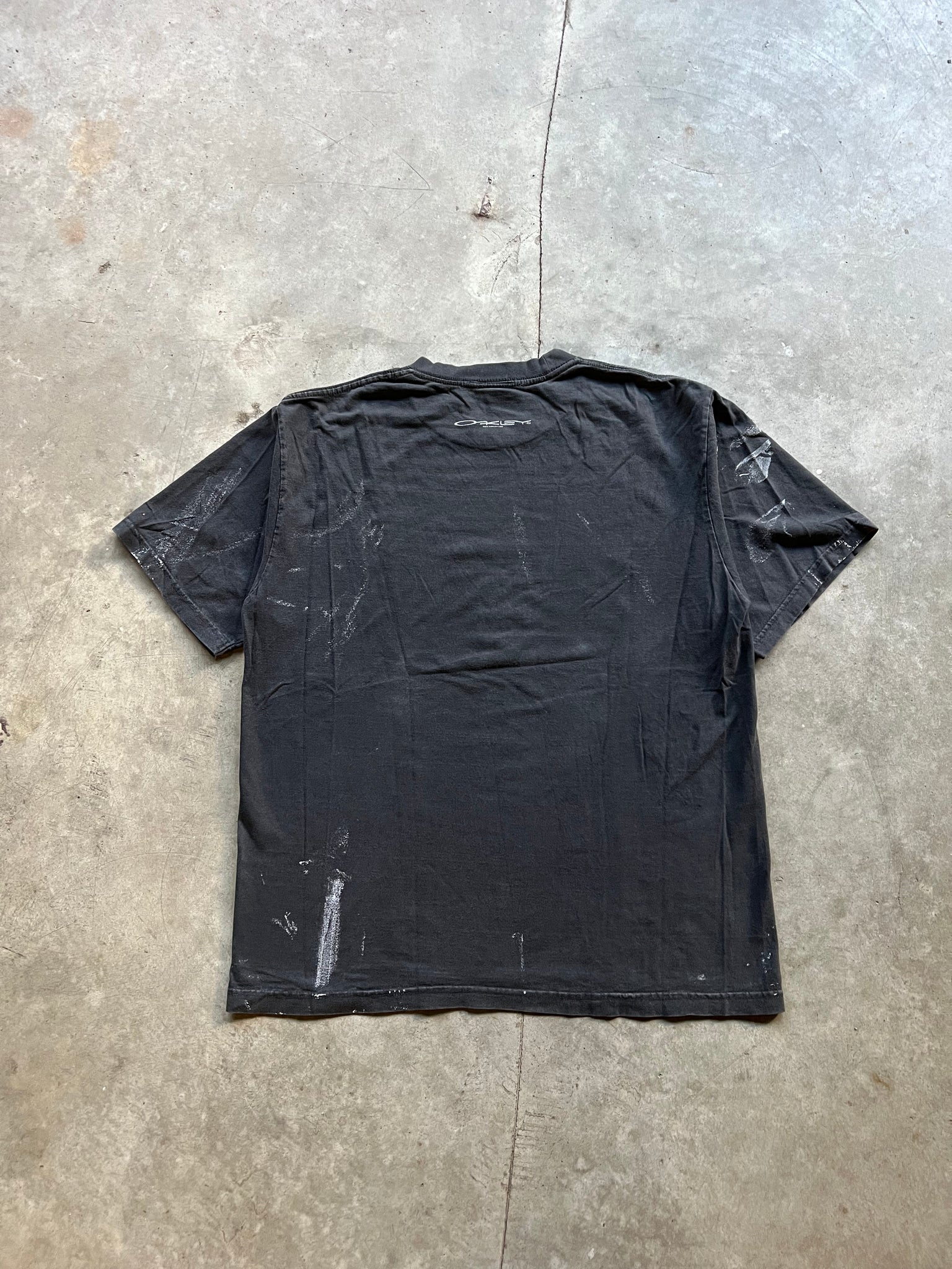 OAKLEY SOFTWARE 'SURFBOARD' TEE / LARGE