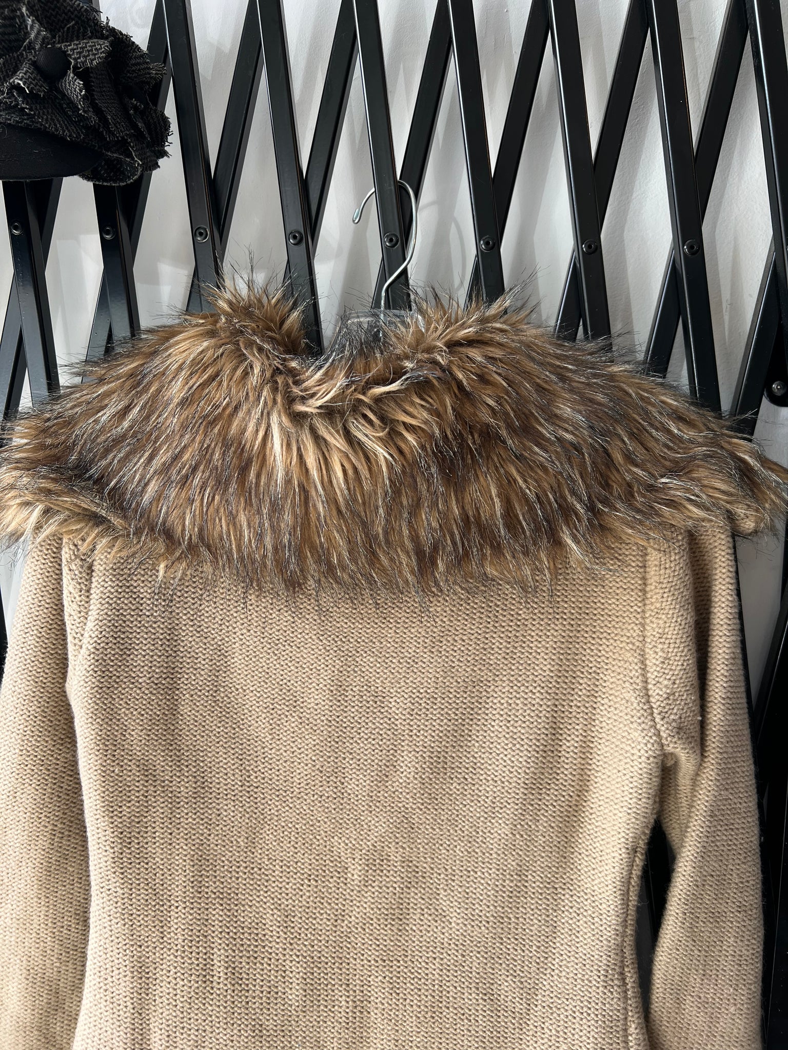 BROWN KNIT FUR COLLAR ZIPUP / SMALL