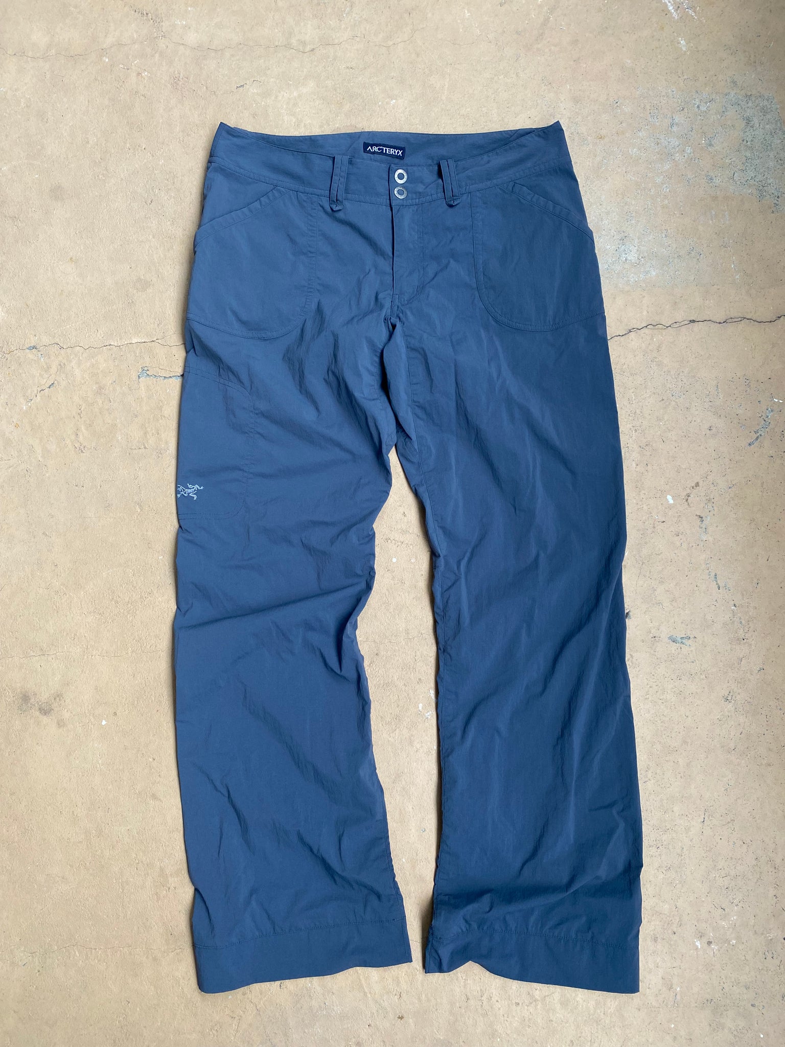 ARCTERYX WOMENS NAVY TREK PANTS / 34X32