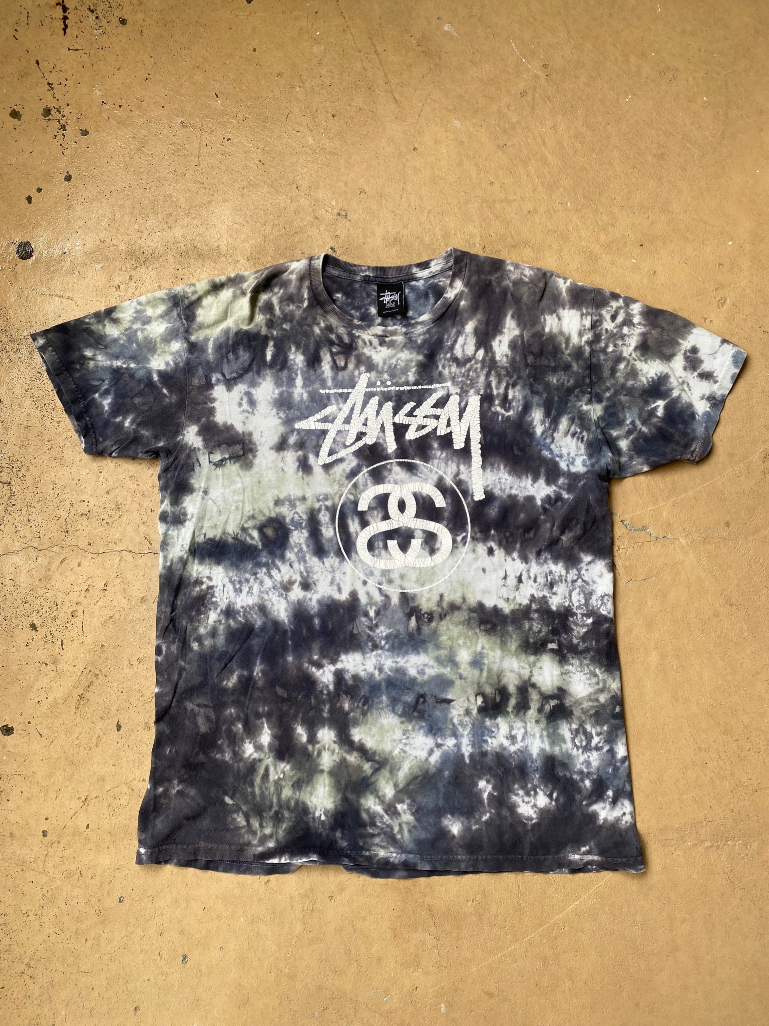 STUSSY TYEDYE TSHIRT / LARGE