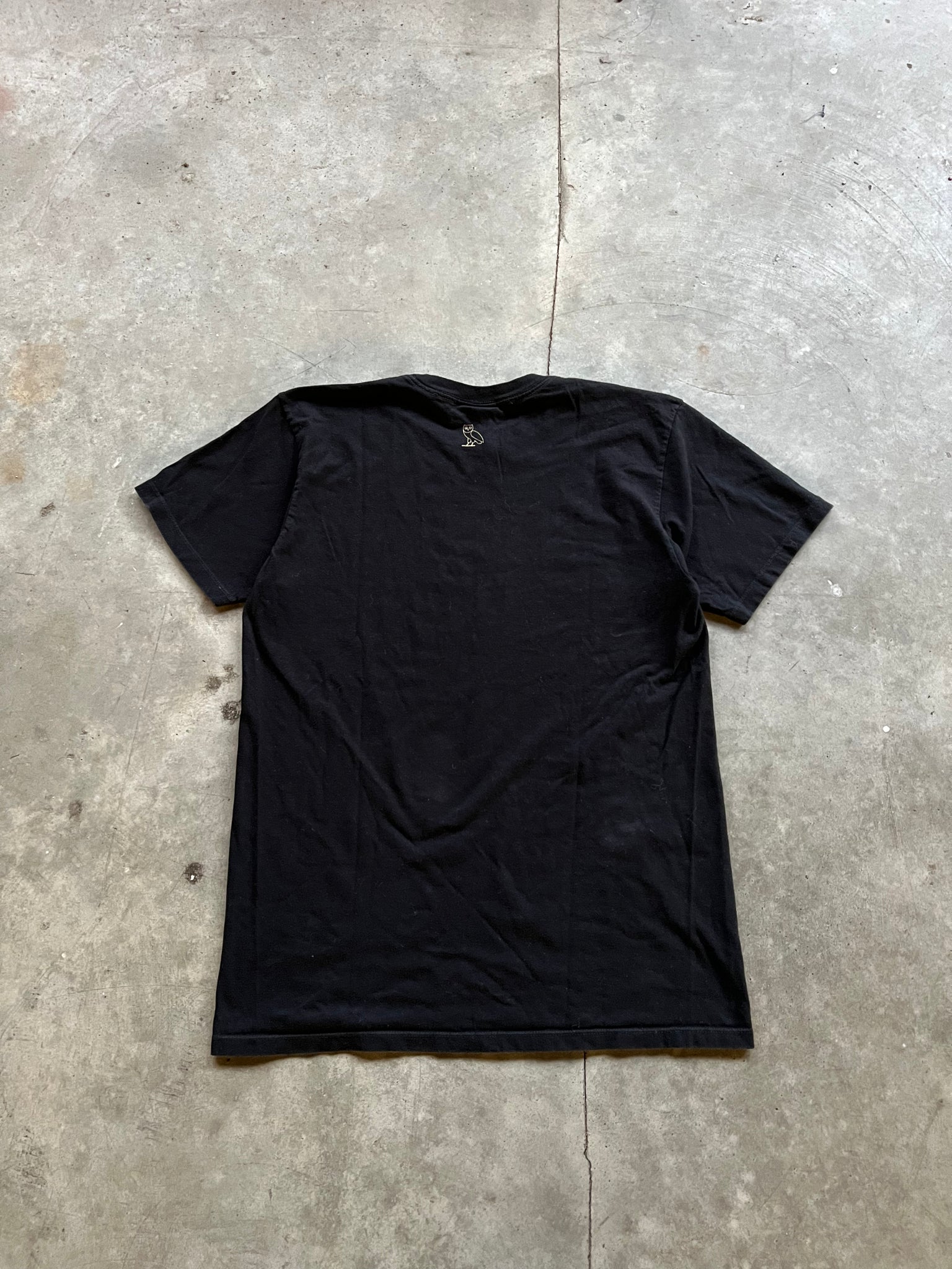 OVO 2008 CREST TEE / MEDIUM