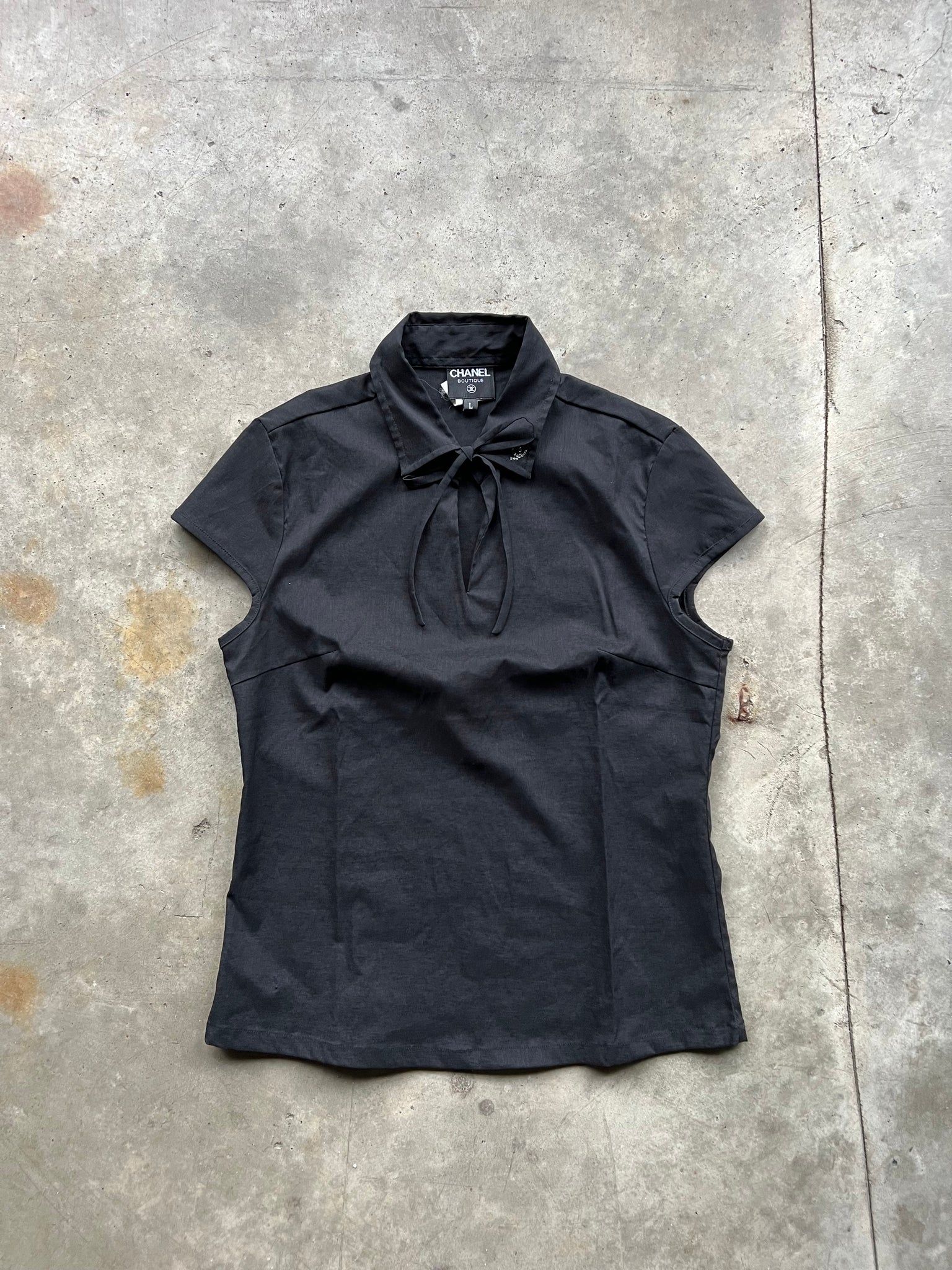 CHANEL BLACK BLOUSE / LARGE