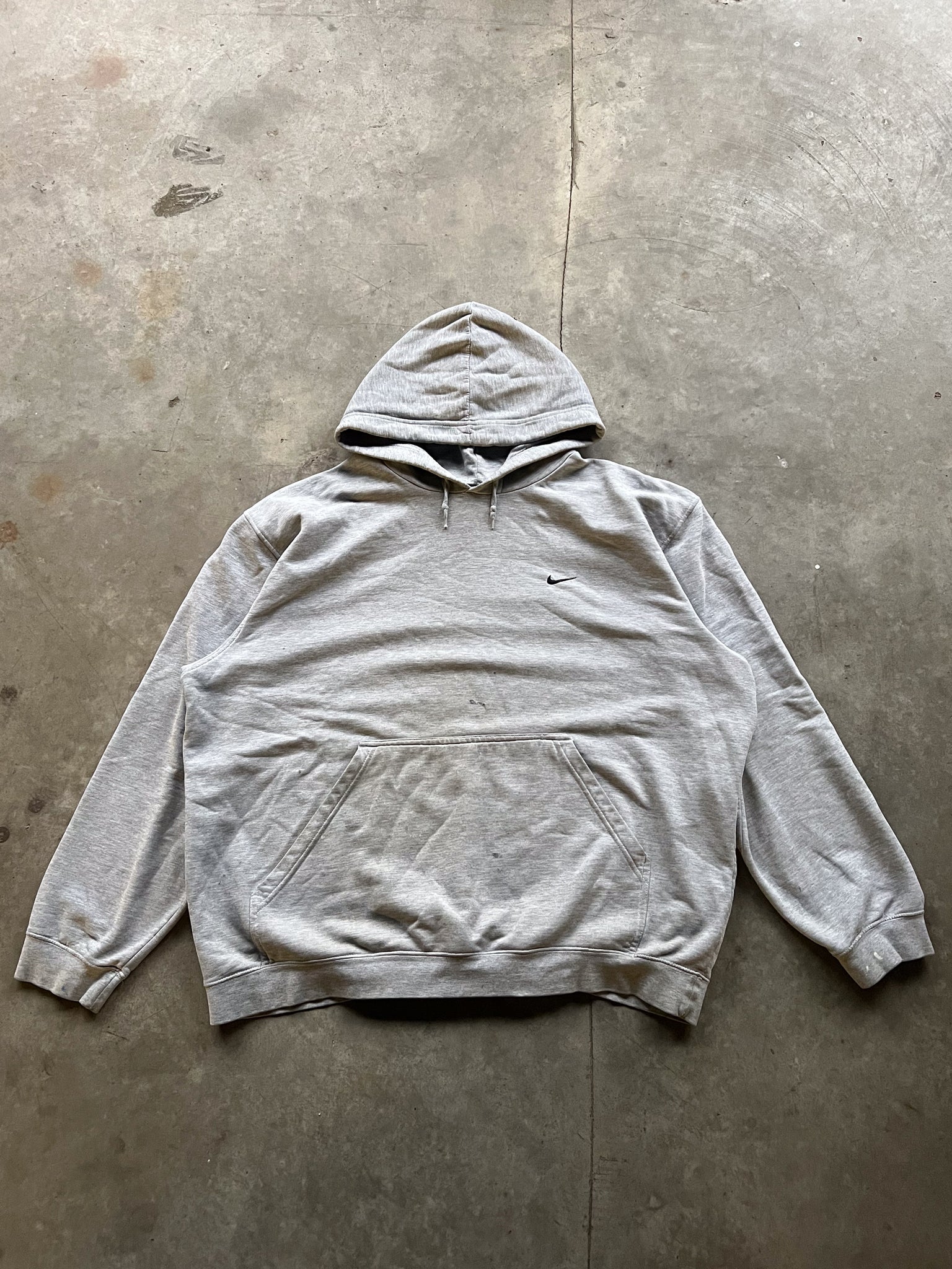 NIKE GREY CHEST LOGO HOODIE / XXLARGE