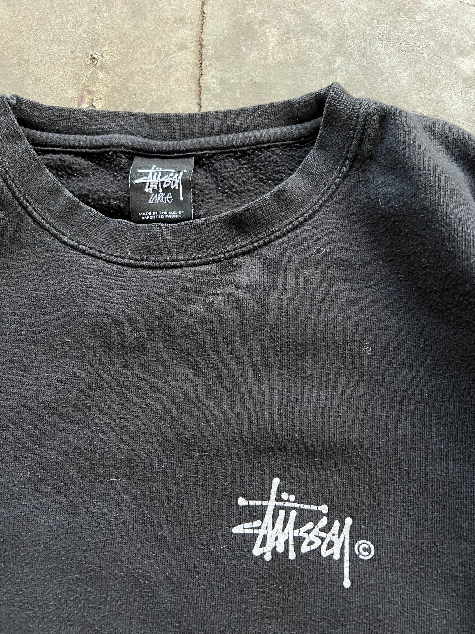 STUSSY SCRIPT CREWNECK / LARGE