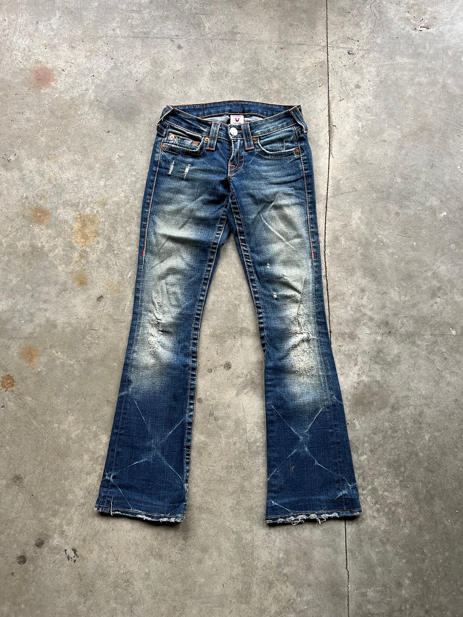 TRUE RELIGION DISTRESSED FLARED DENIM / 24