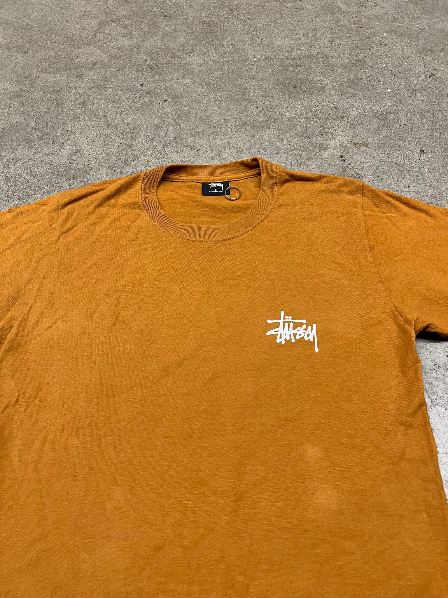 STUSSY ORANGE LOGO TEE/ SMALL