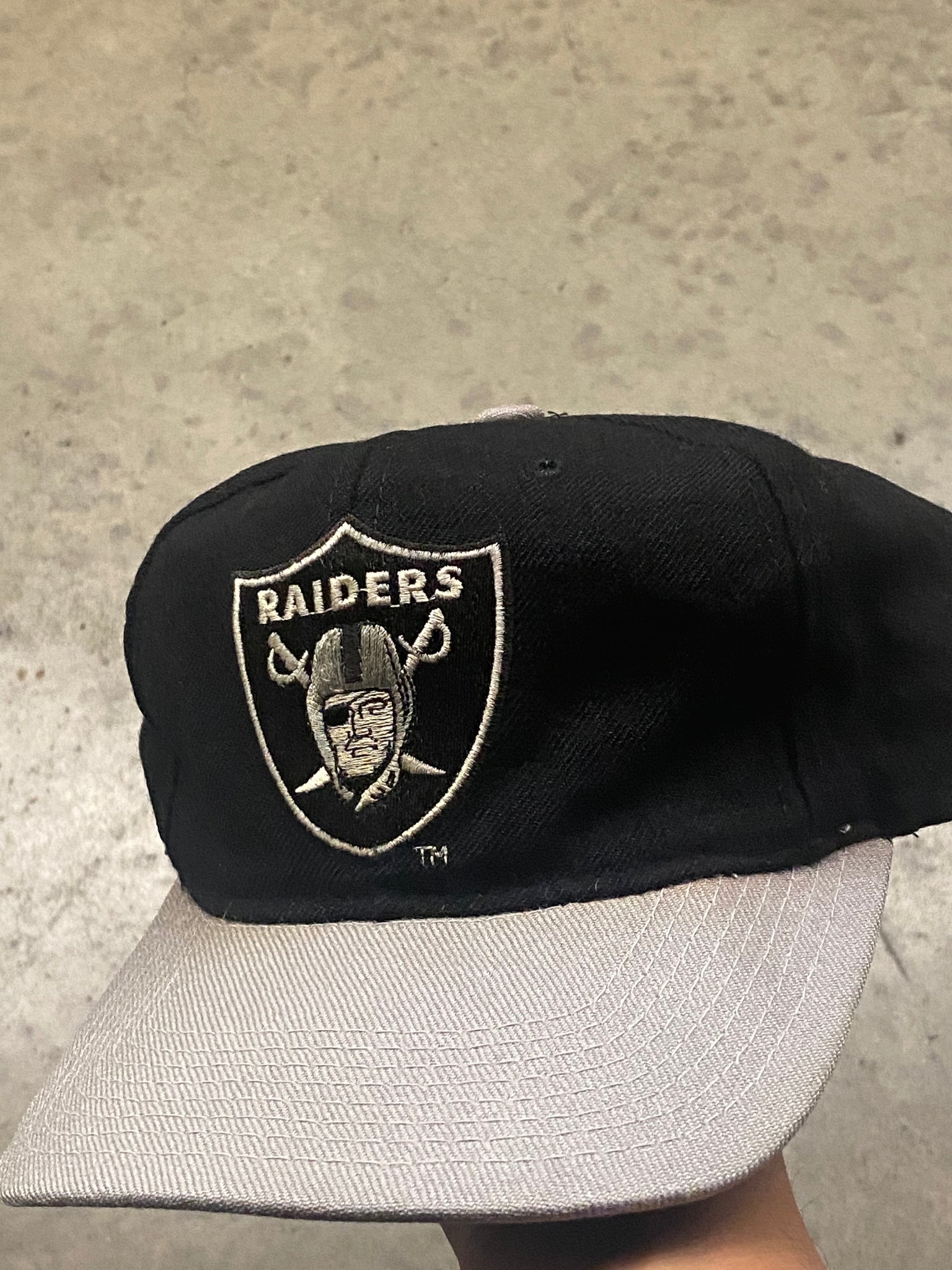 1990S RAIDERS LOGO STARTER SNAPBACK