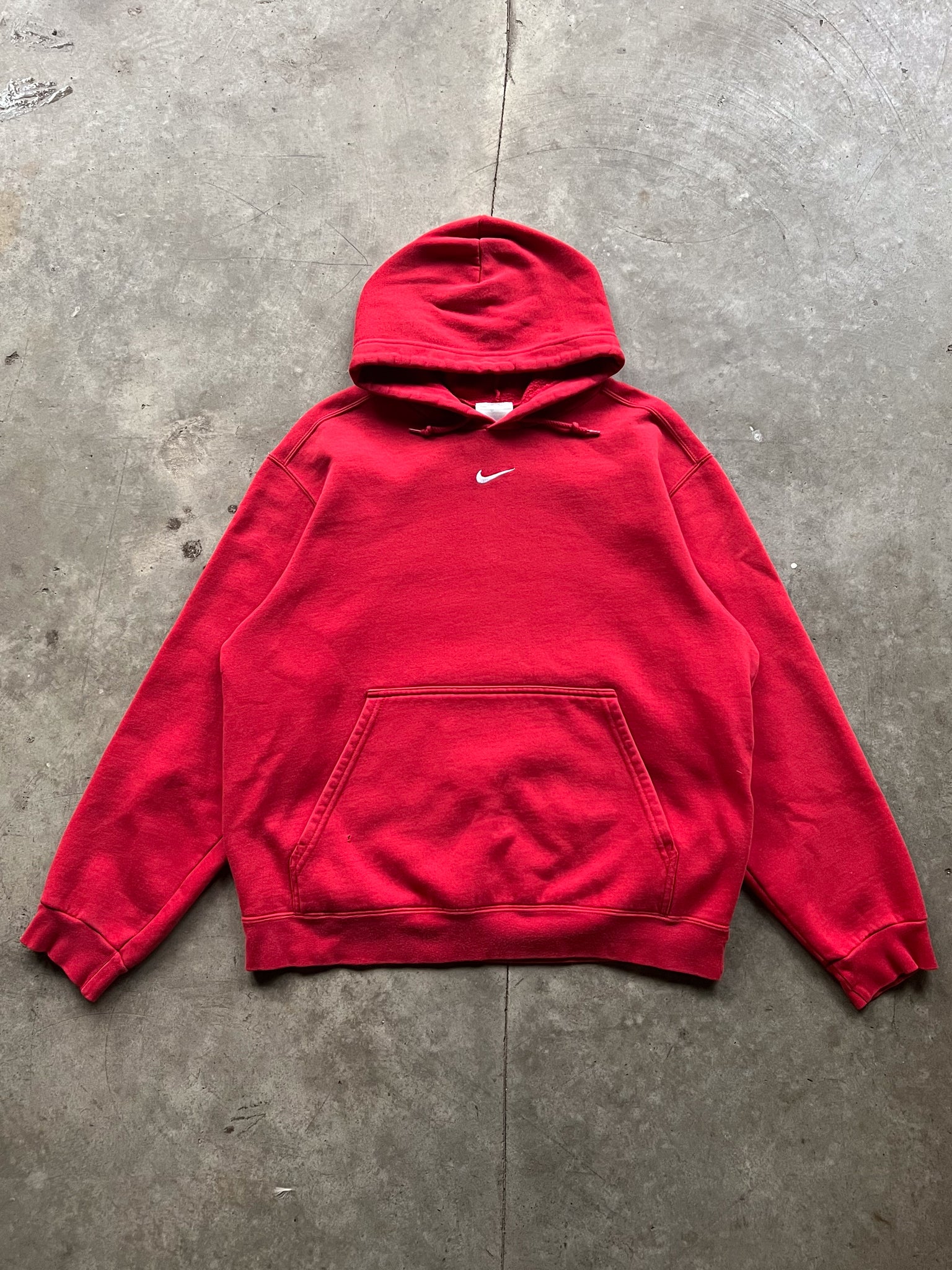 2000S NIKE RED MIDDLE SWOOSH HOODIE / MEDIUM