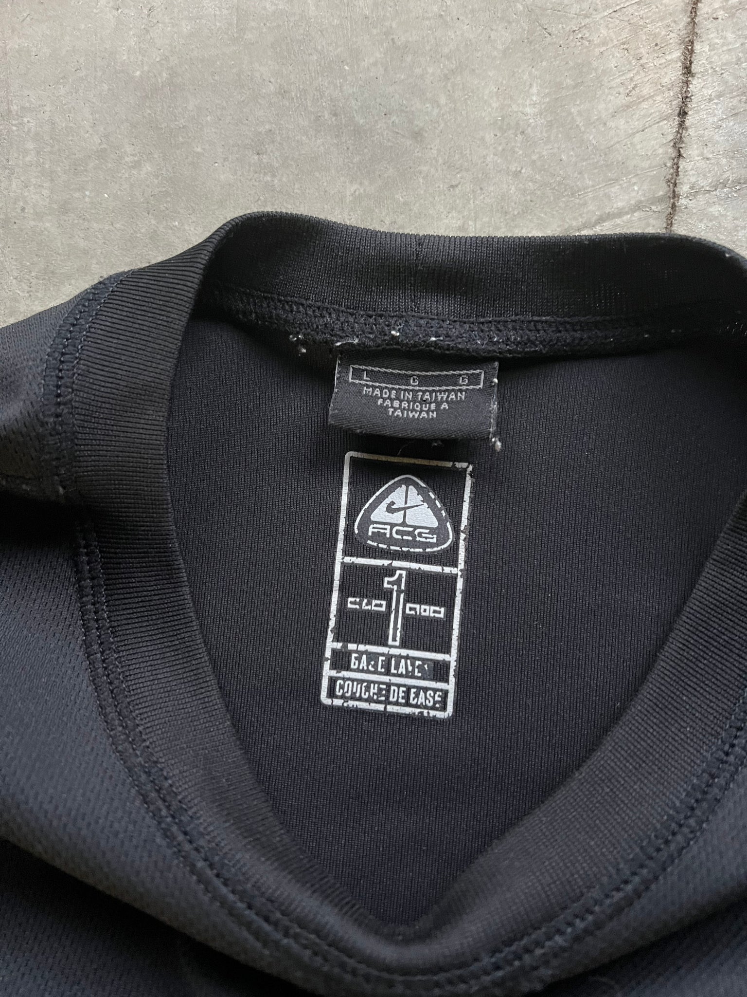 ACG BLACK LONGSLEEVE / LARGE