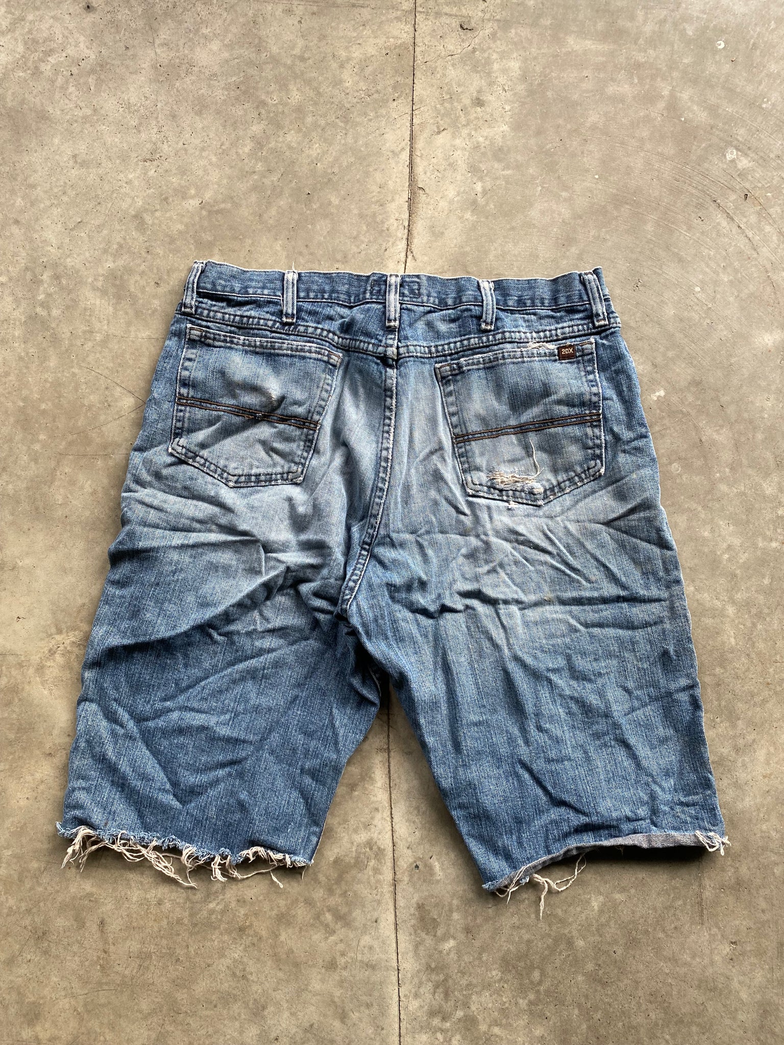 WRANGLER CUT OFF DENIM SHORTS / 36