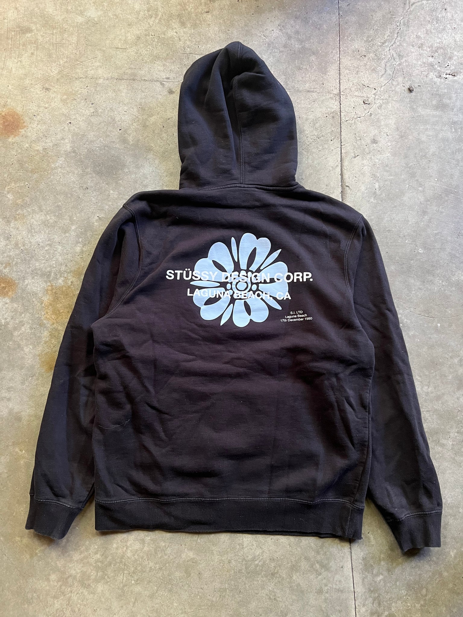 STUSSY LAGUNA BEACH HOODIE / LARGE