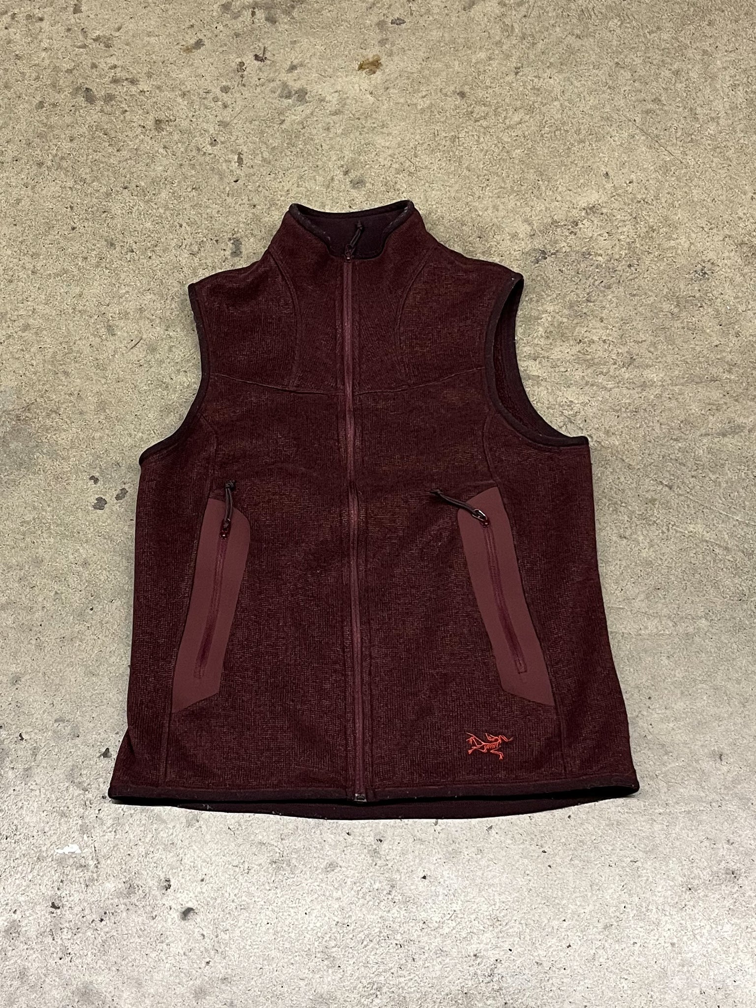 ARCTERYX MAROON FLEECE VEST / Medium