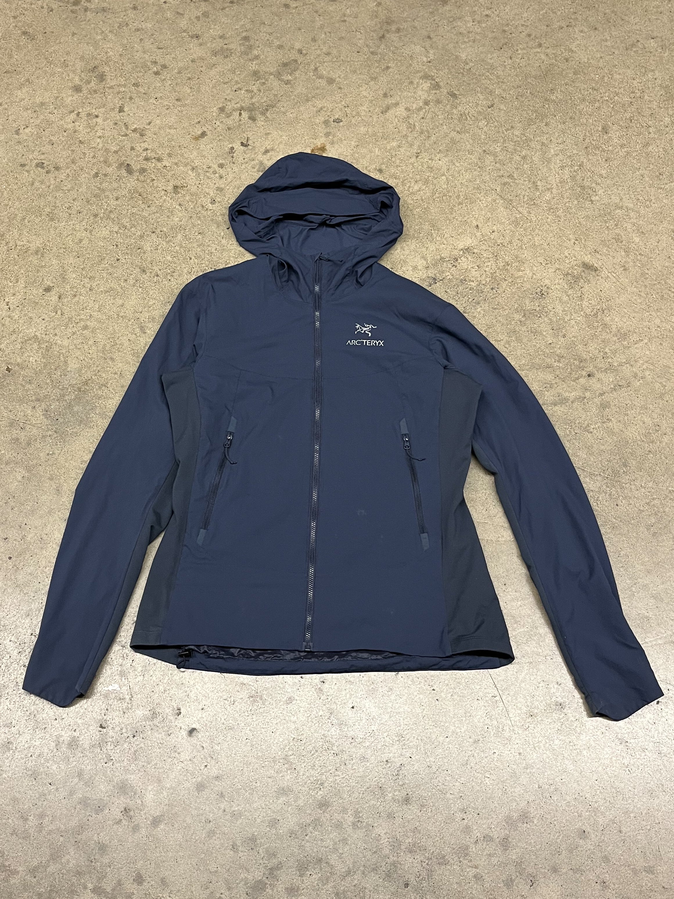 ARCTERYX ATOM SL / Small – Fish Market Studio