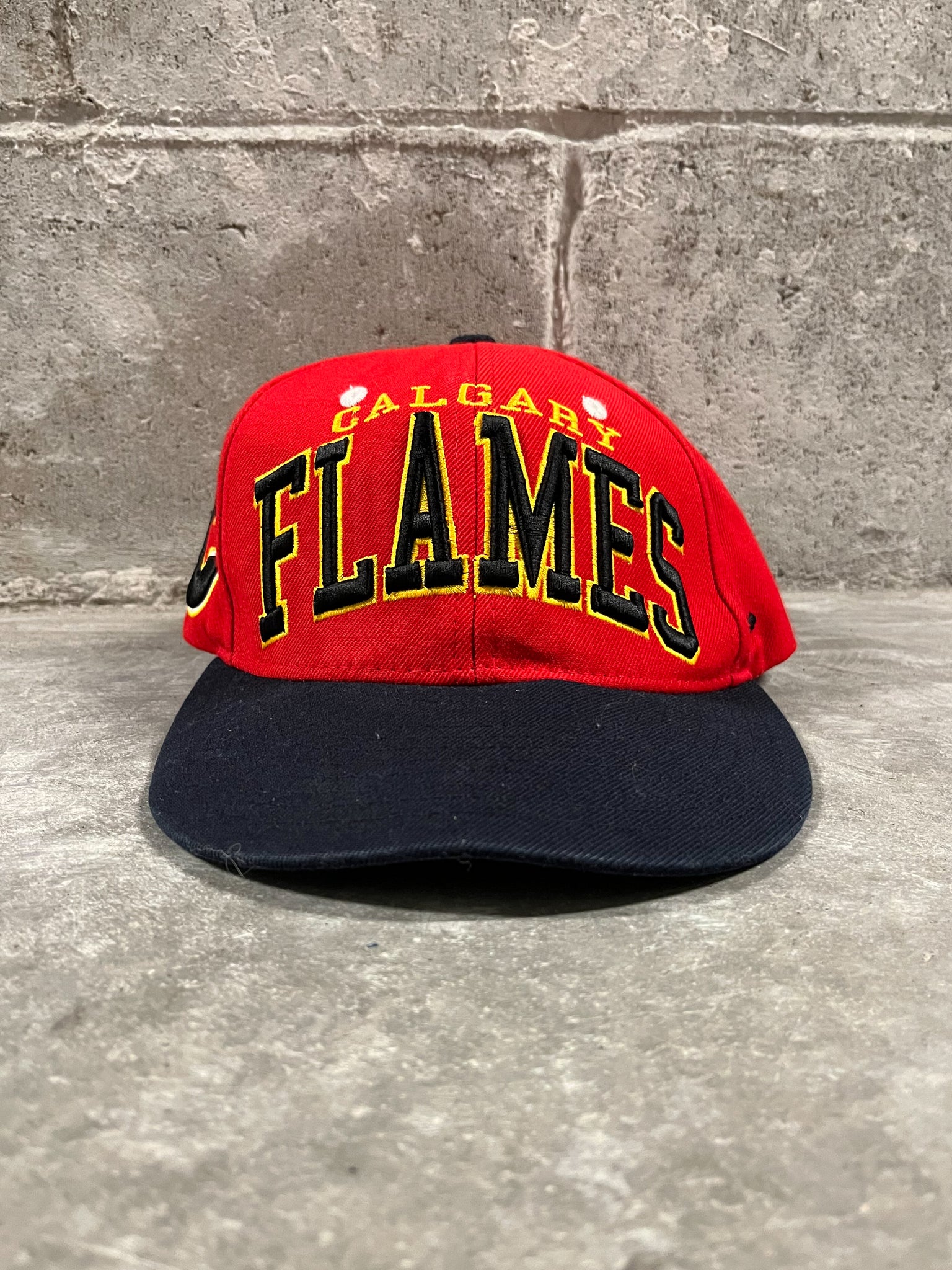 Zephyr Calgary Flames Snapback  / One Size