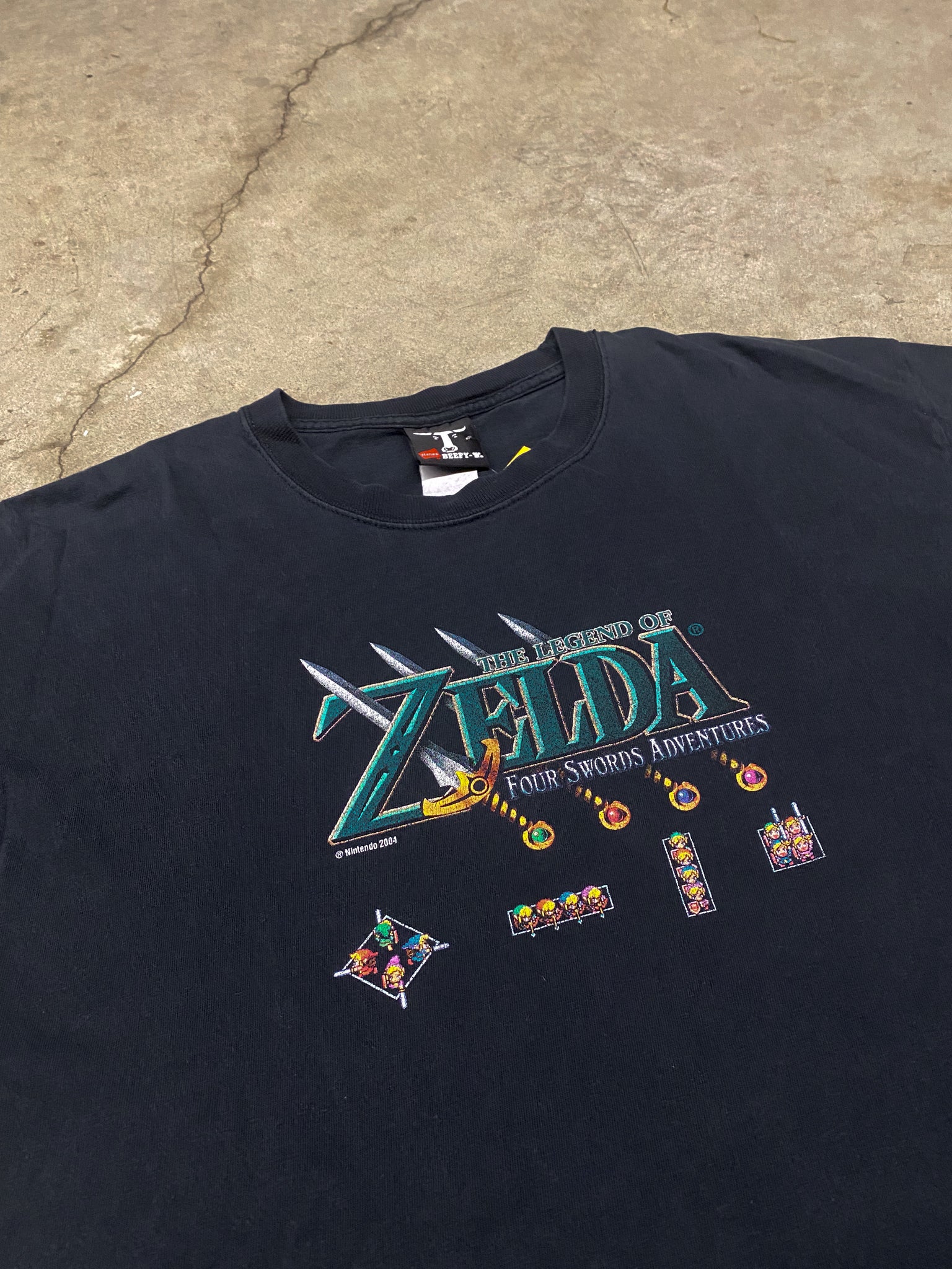 LEGEND OF ZELDA TEE / Medium