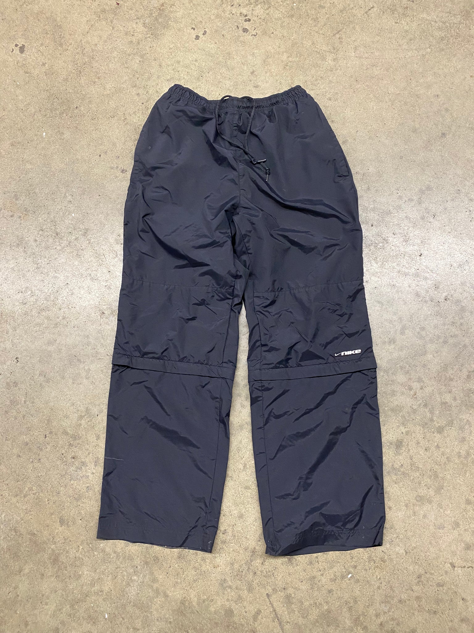 NIKE NYLON PANTS / 32x31