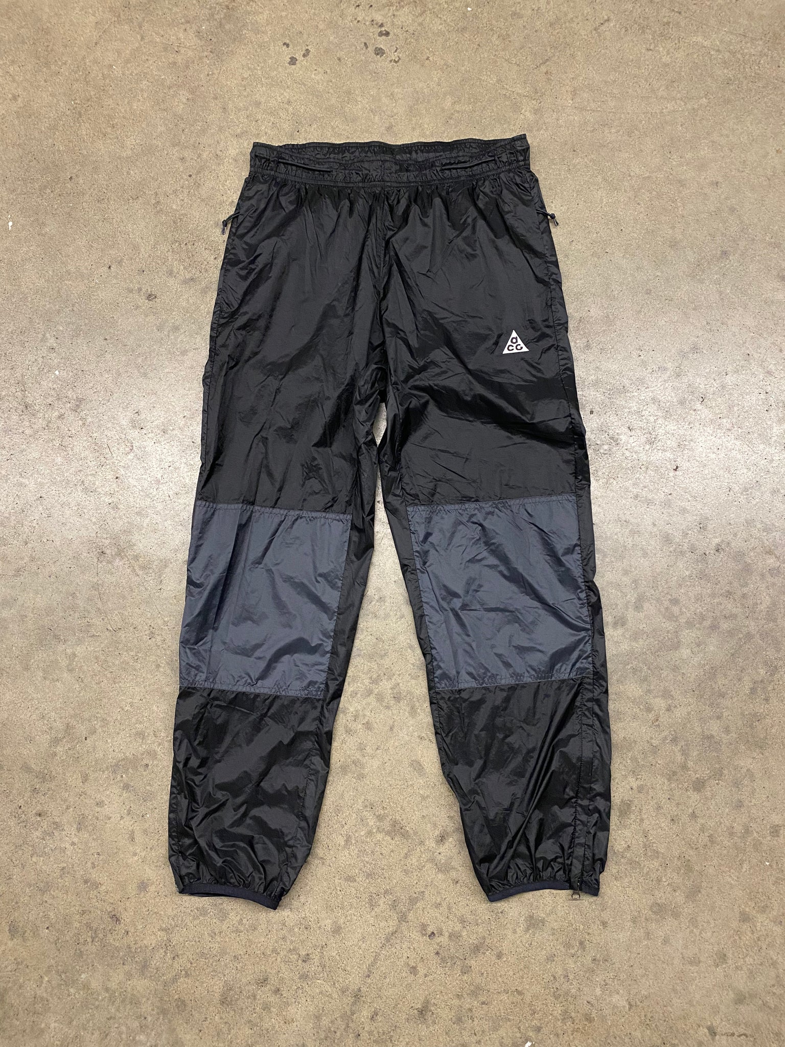 NIKE ACG NYLON JOGGERS / 30X30