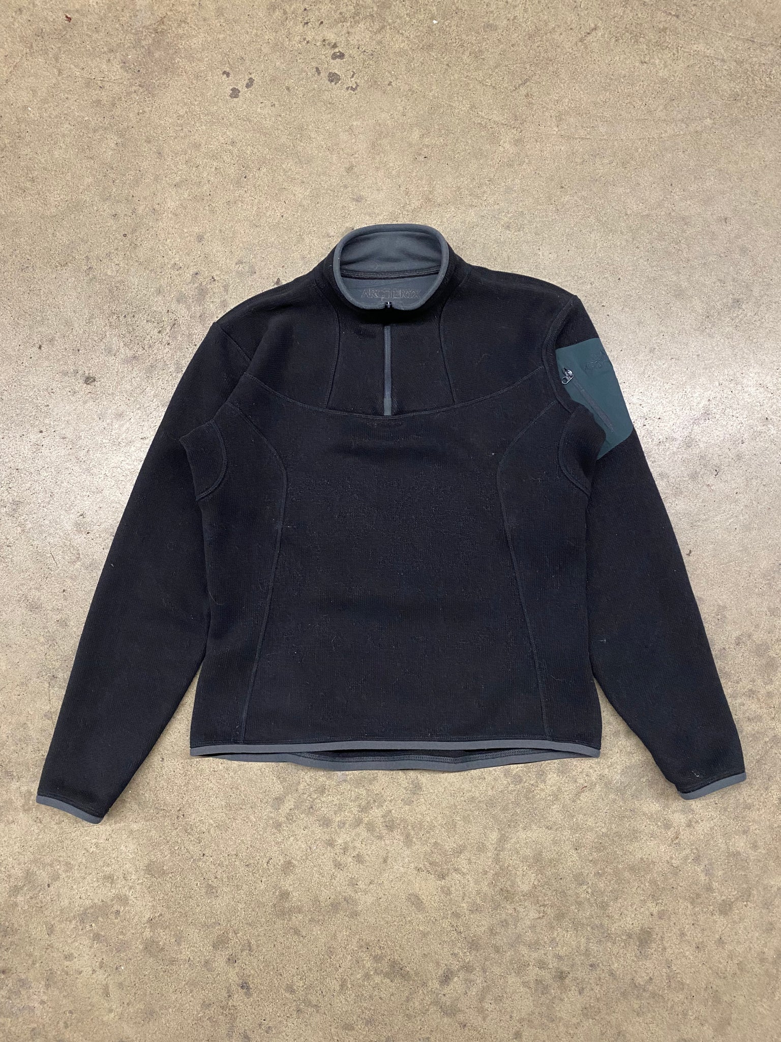 ARCTERYX HALF ZIP FLEECE / Large