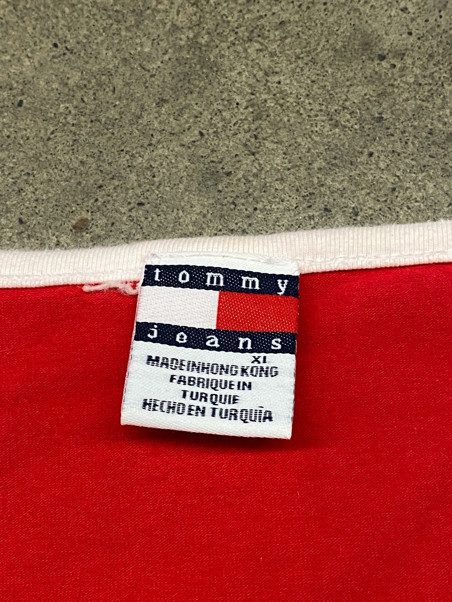 TOMMY JEANS TEE / SMALL