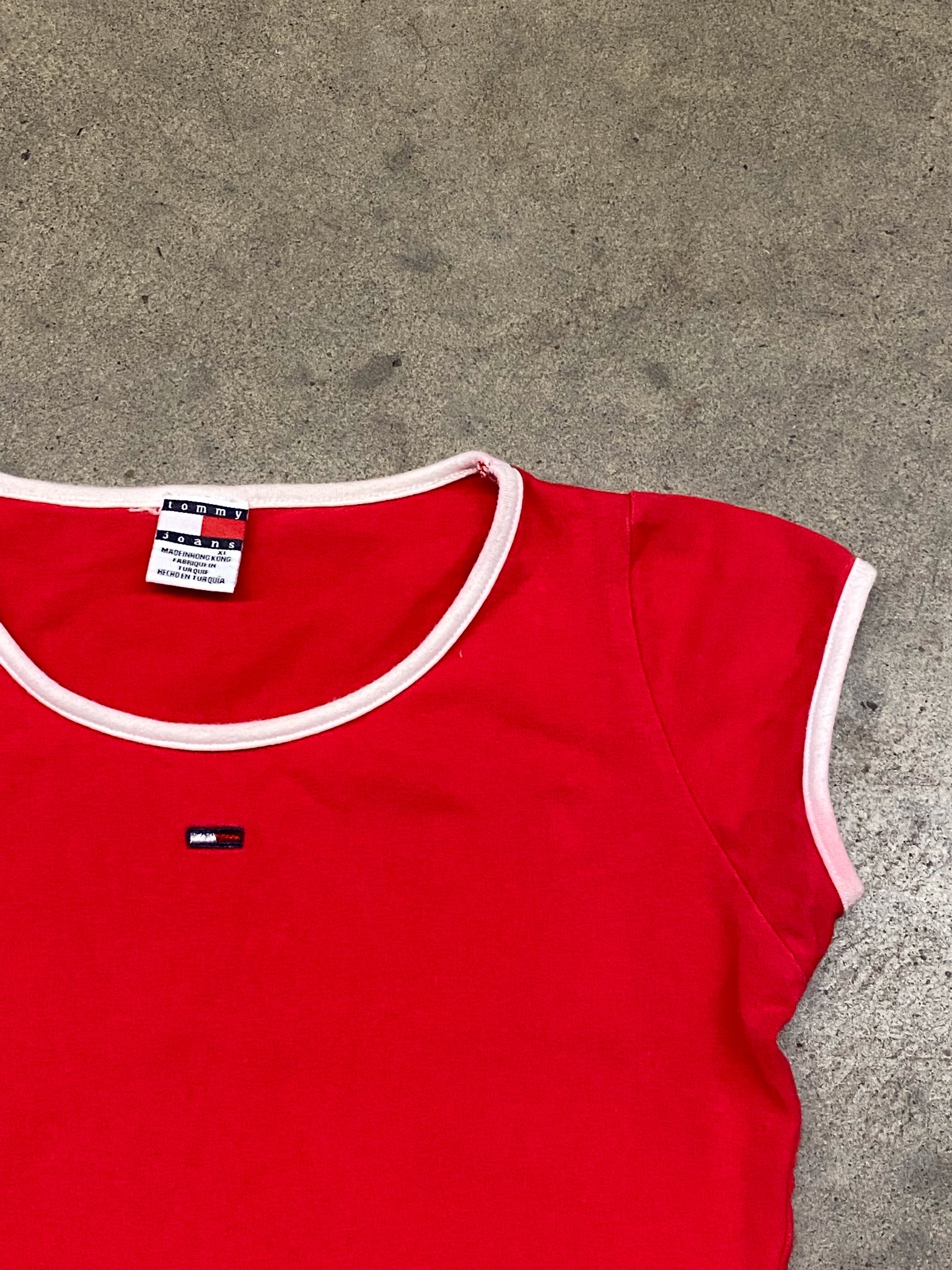 TOMMY JEANS TEE / SMALL