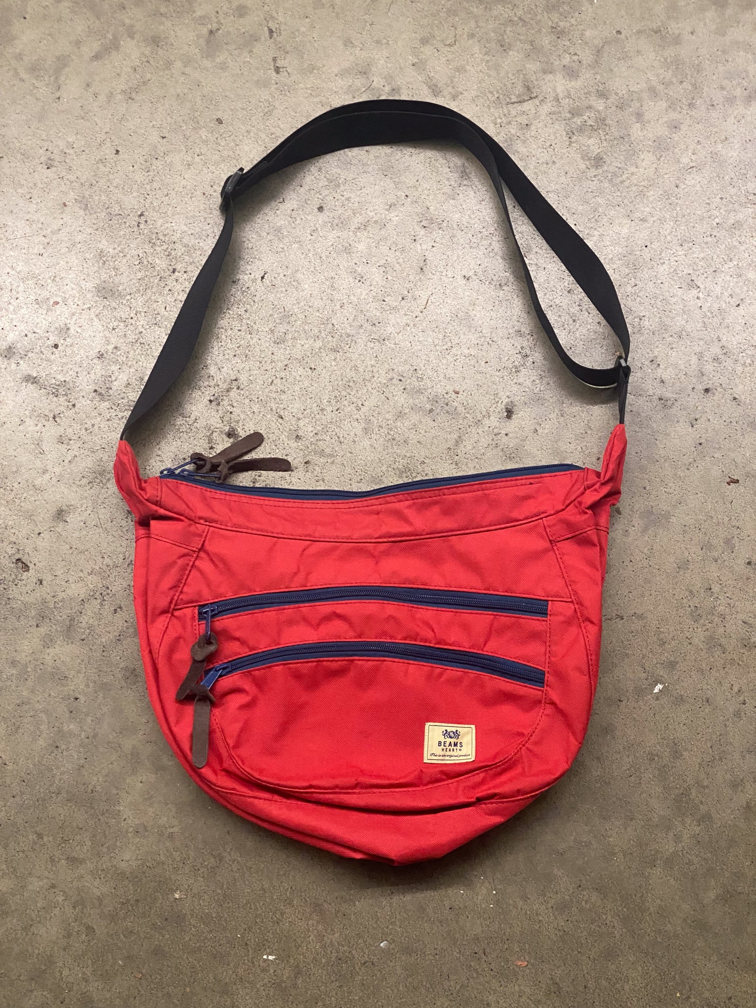 BEAMS JAPAN RED SHOULDER BAG