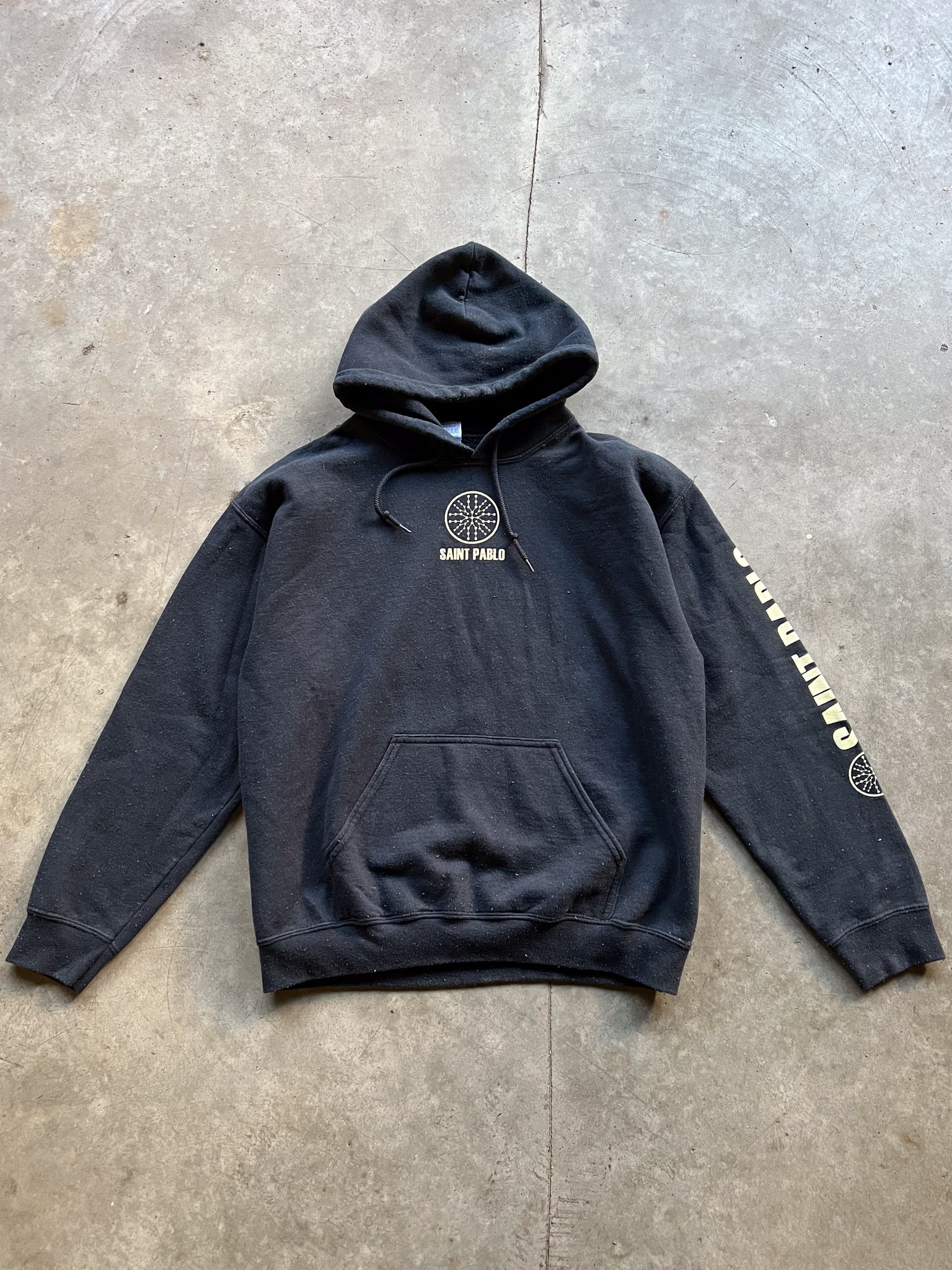 SAINT PABLO TOUR HOODIE / MEDIUM