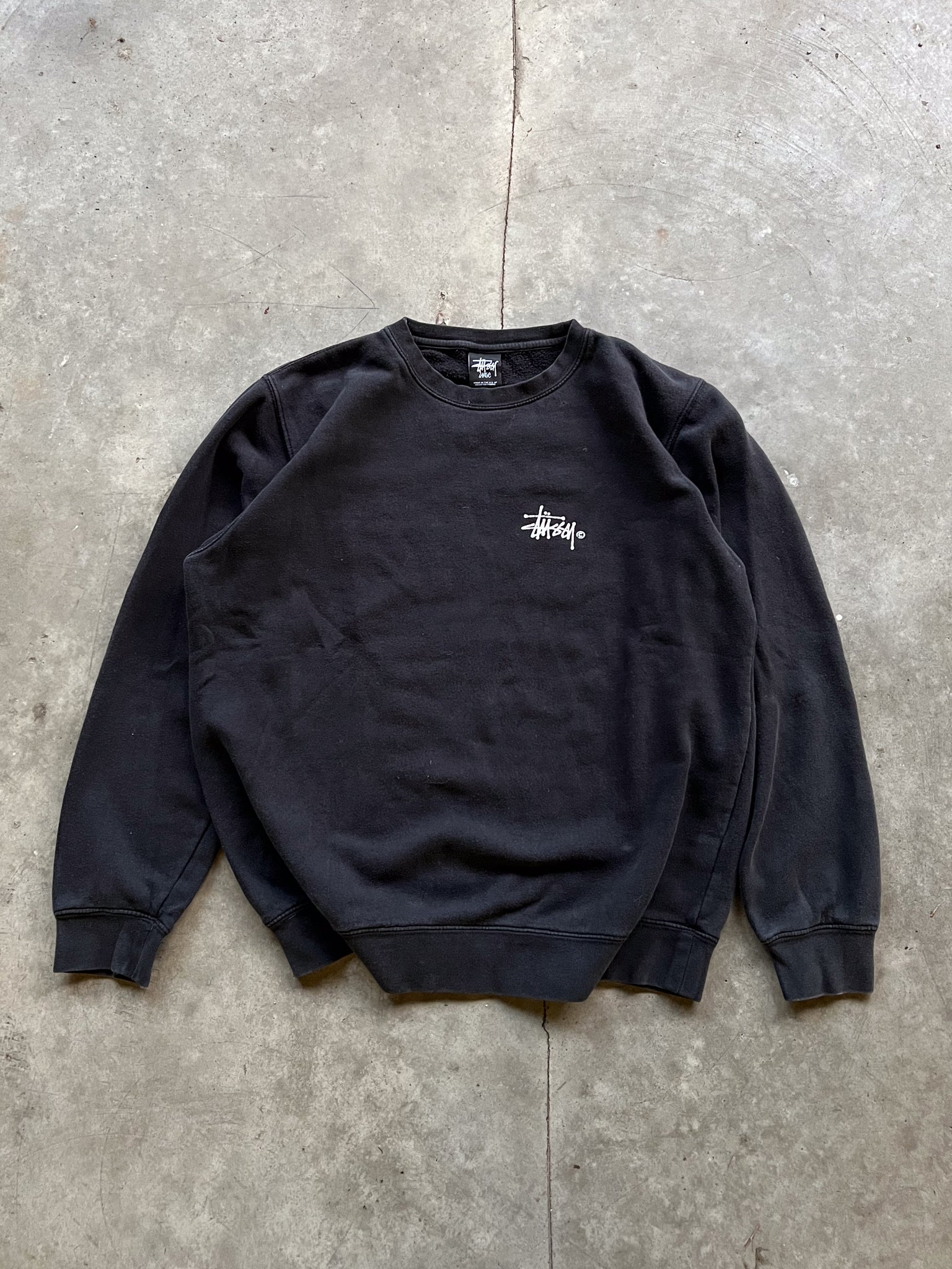 STUSSY SCRIPT CREWNECK / LARGE