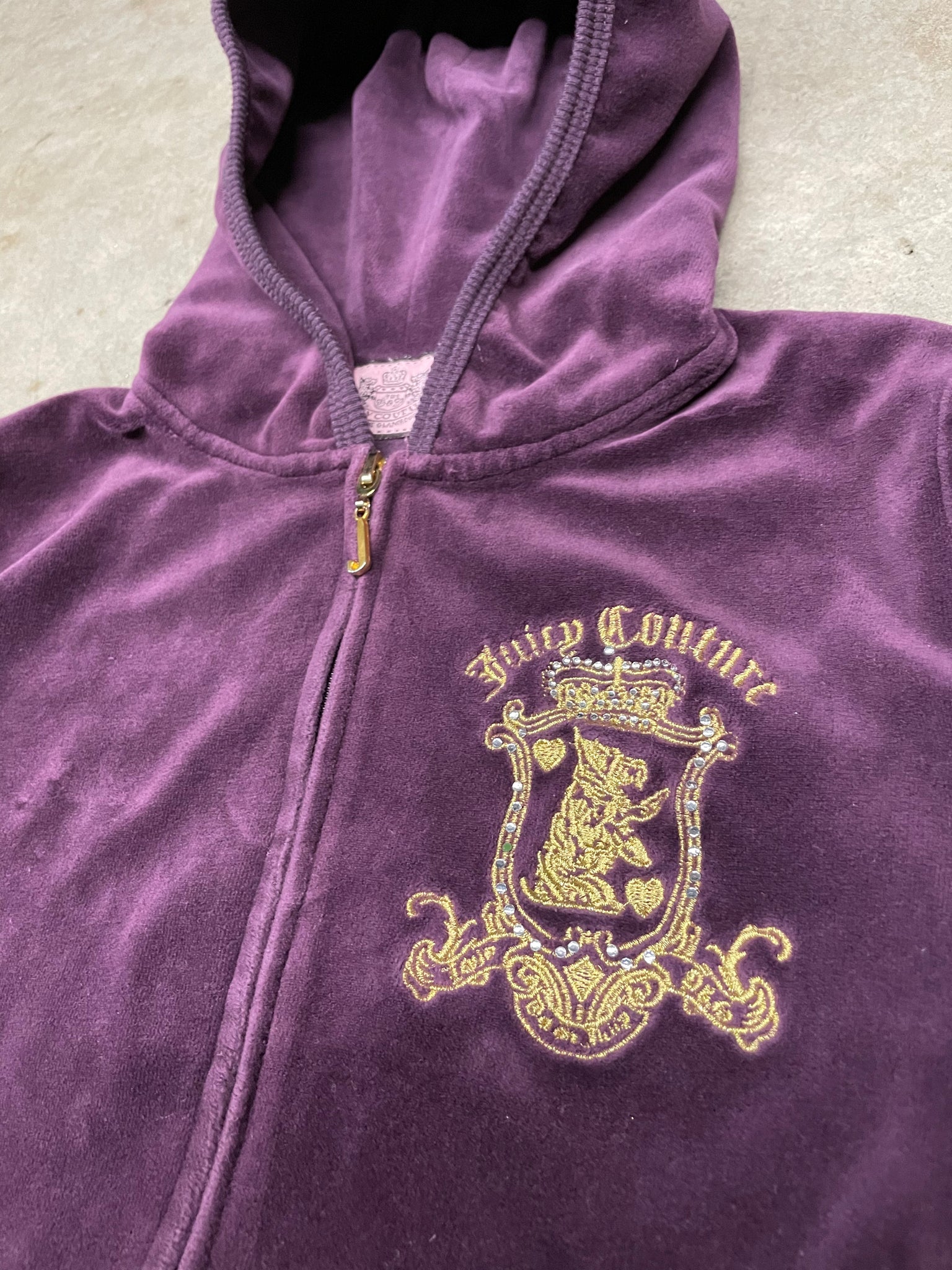 JUICY COUTURE PURPLE ZIPUP / MEDIUM