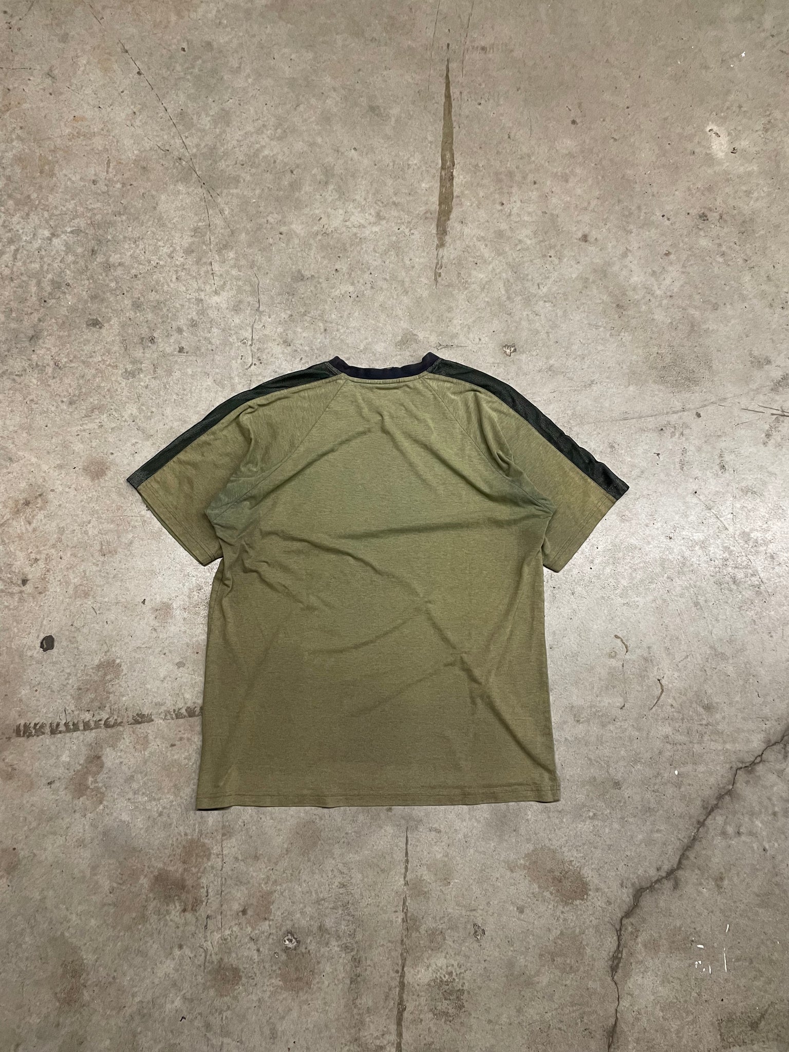 QUIKSILVER GREEN TEE / XLARGE