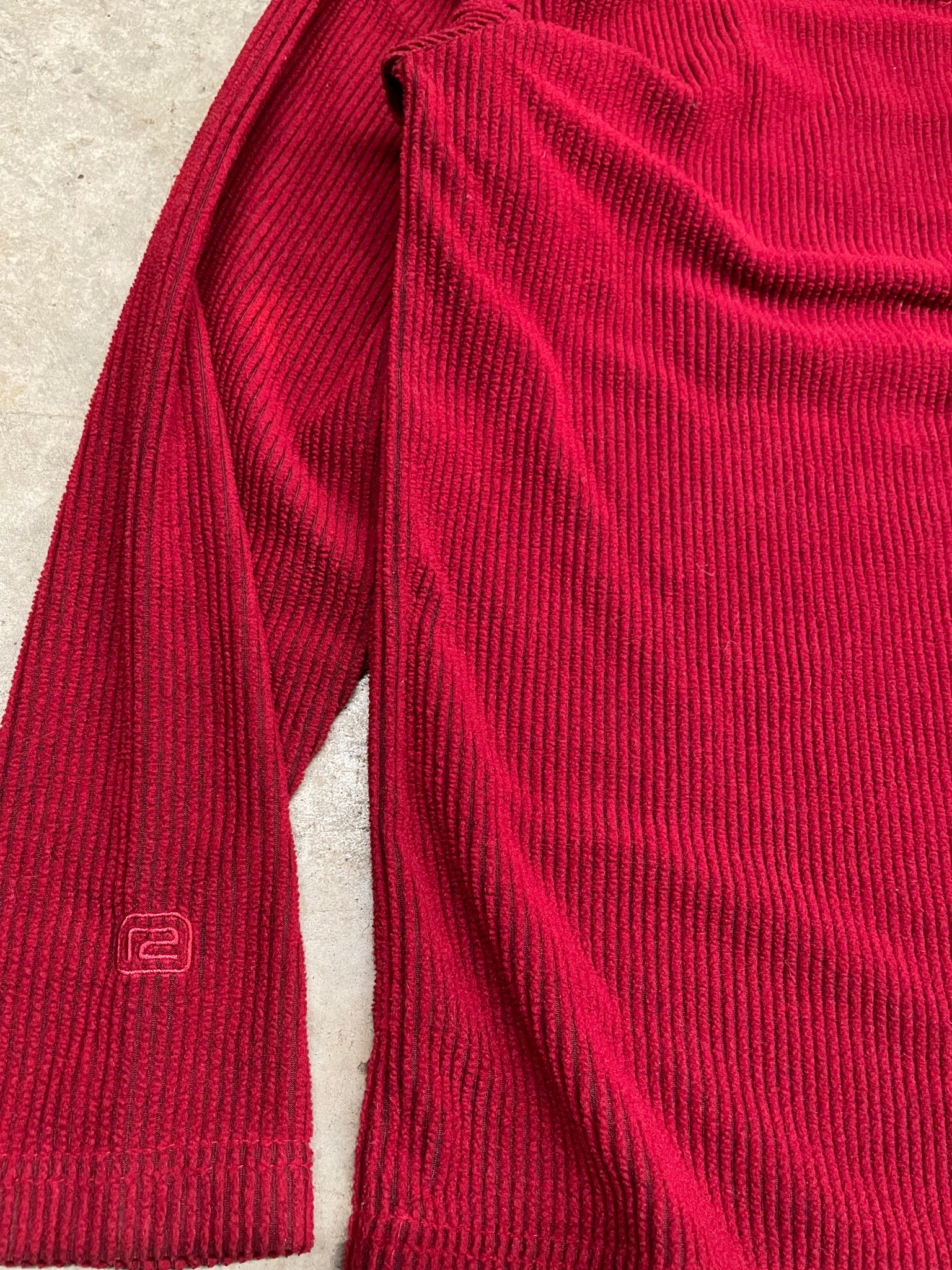 R2 CLOTHING KNIT SWEATER / MEDIUM