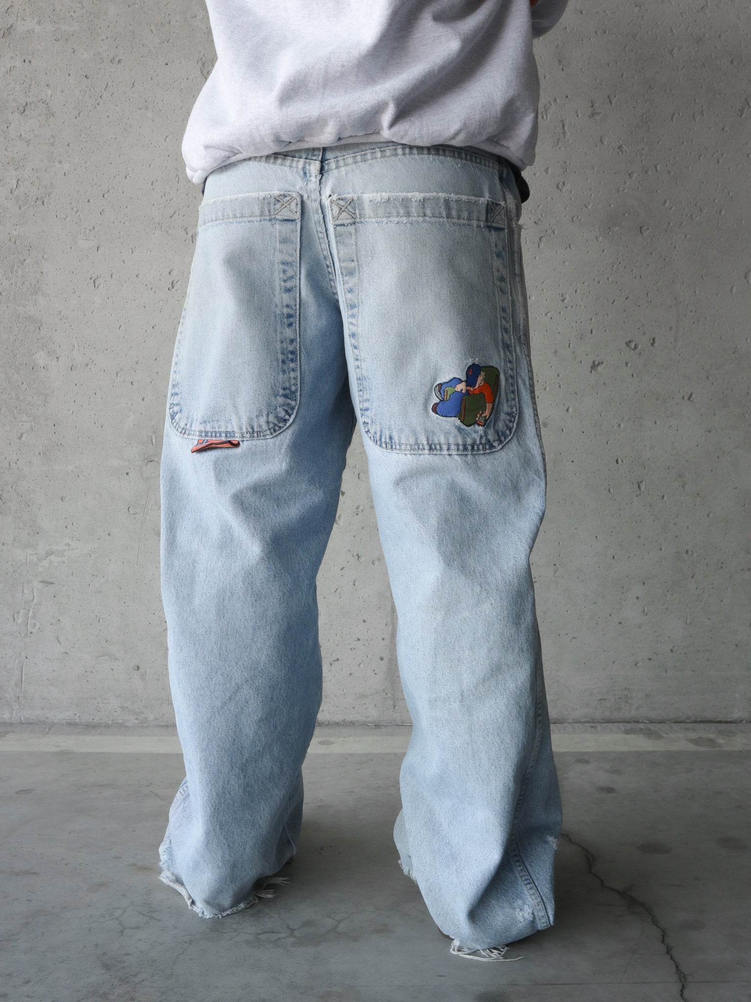 2000s Jnco Slacker Lightwash Denim / 32x32.5