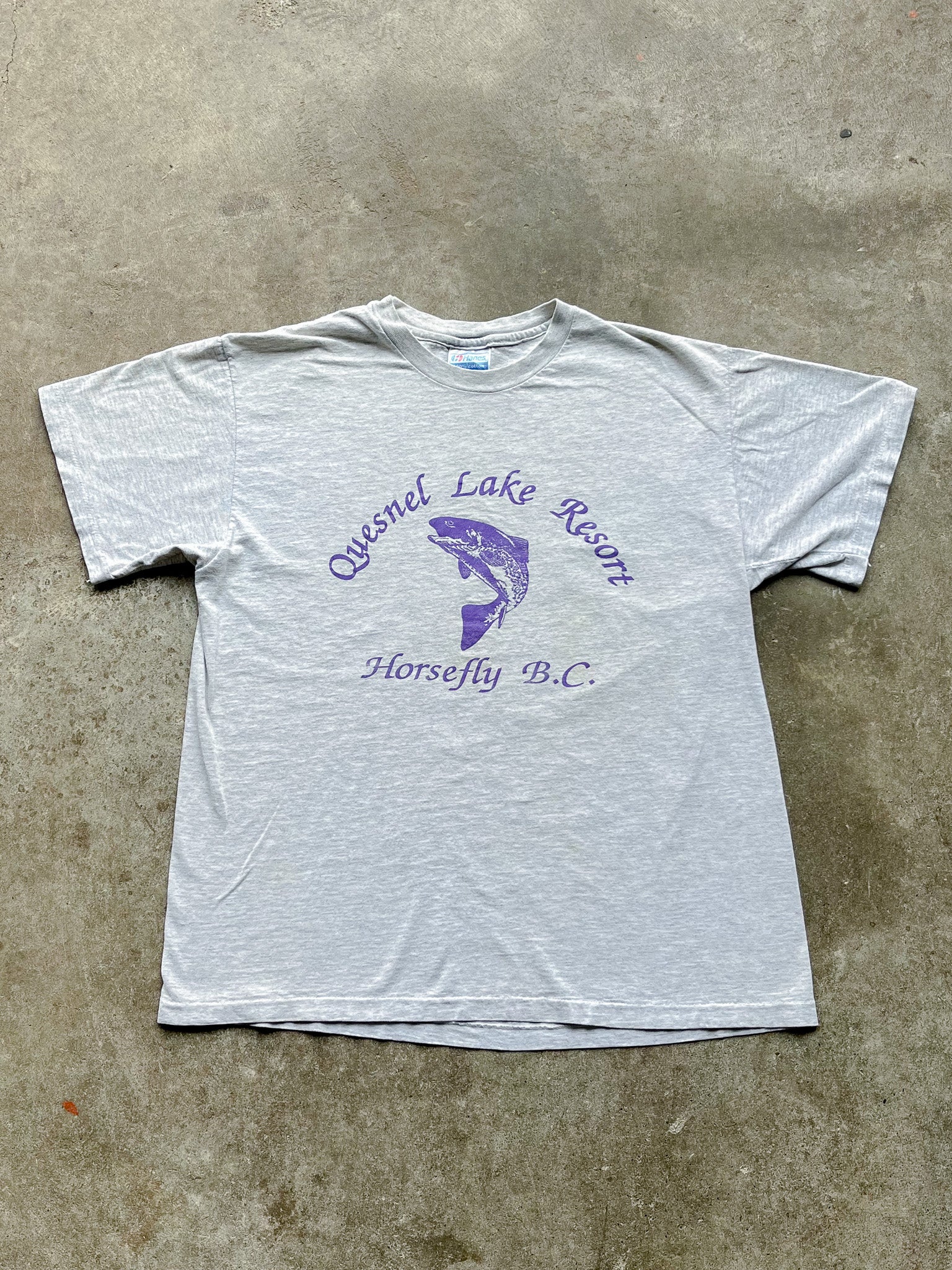 1990s QUESNEL Lake Resort Tee / LARGE