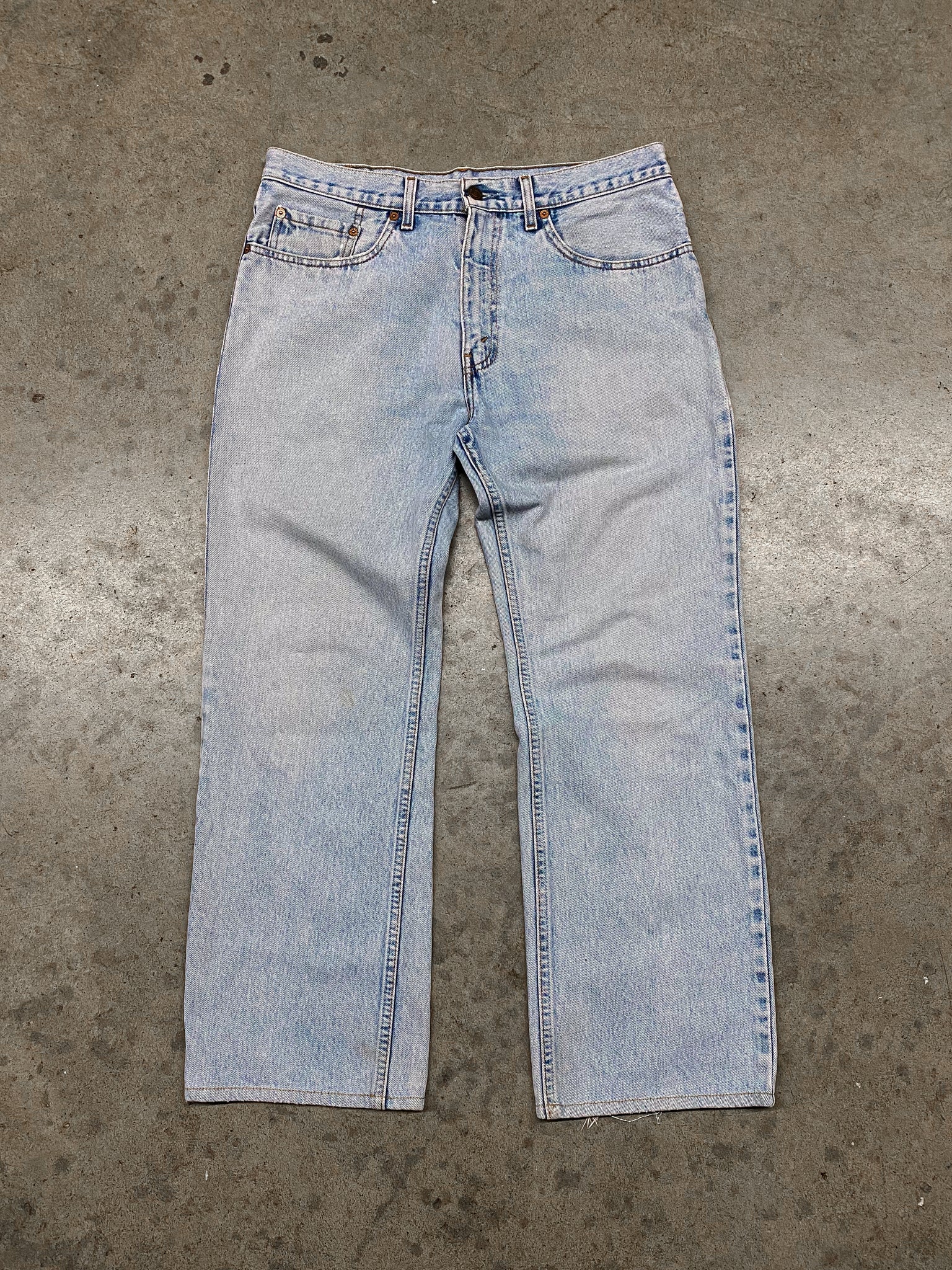 Levi's 505 Lightwash Denim / 34x28