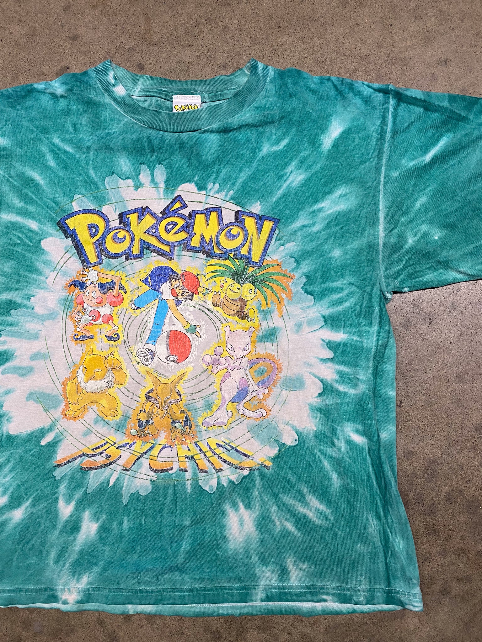 1999 POKEMON TSHIRT / MEDIUM