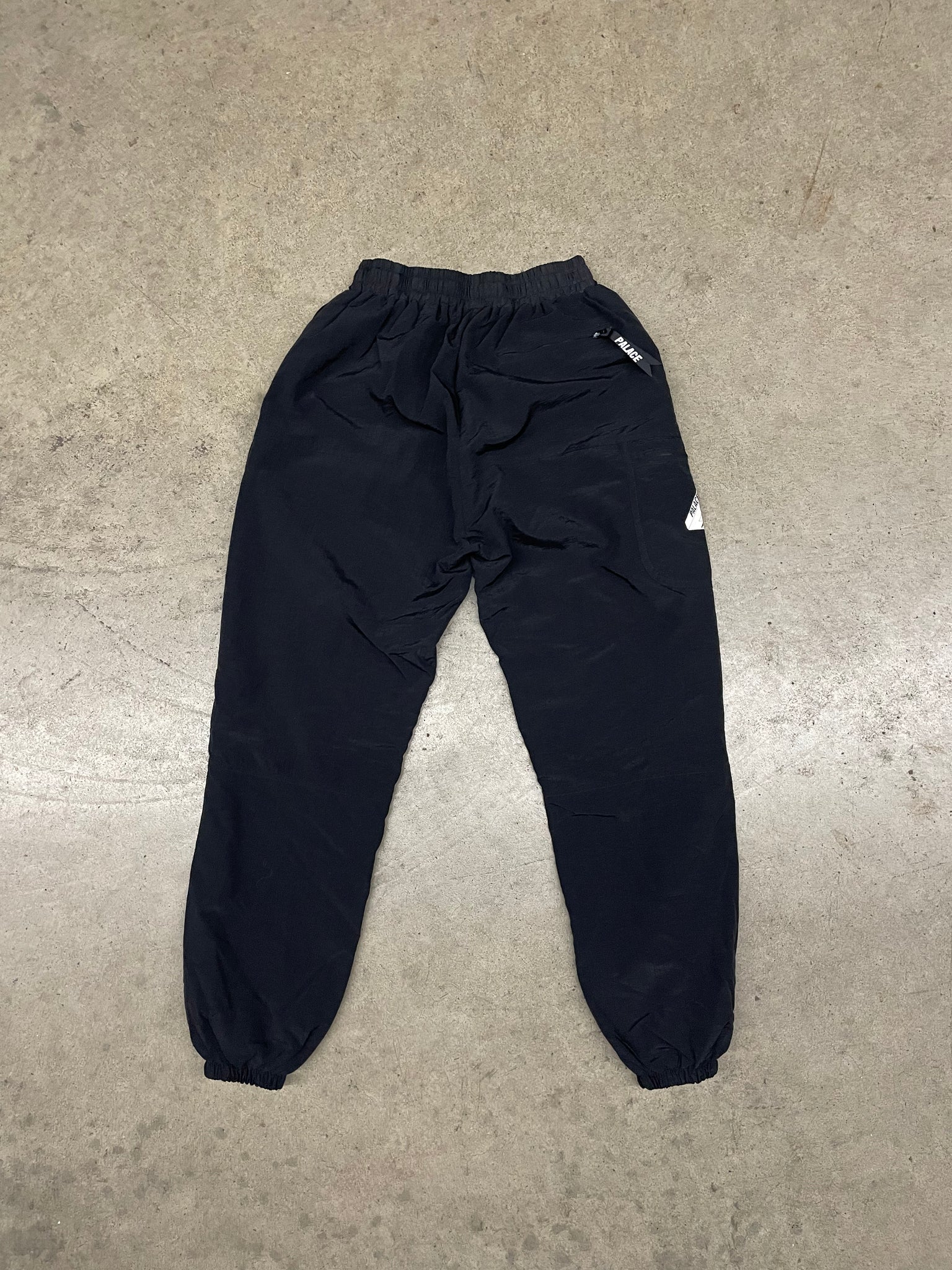 PALACE NYLON JOGGER / LARGE