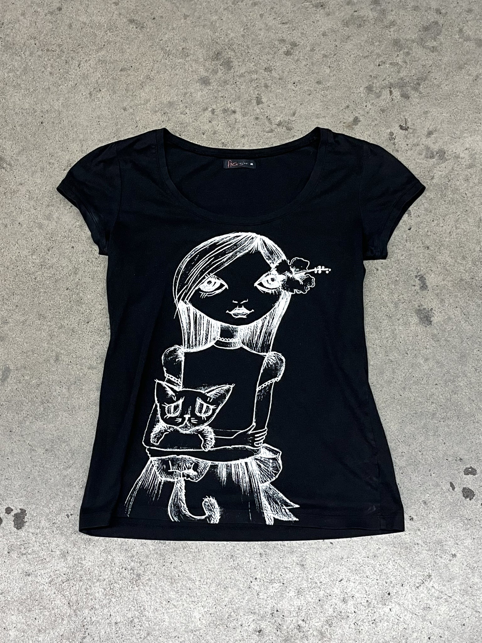 2000s Free Fusion Cat Girl Tee / MEDIUM