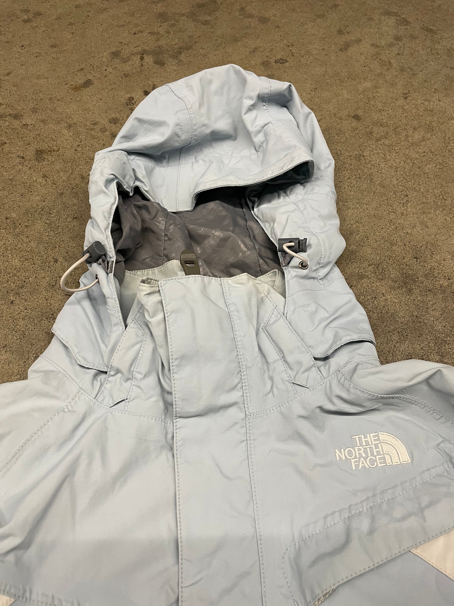 North Face Hyvent Nylon Hoodie Jacket / MEDIUM