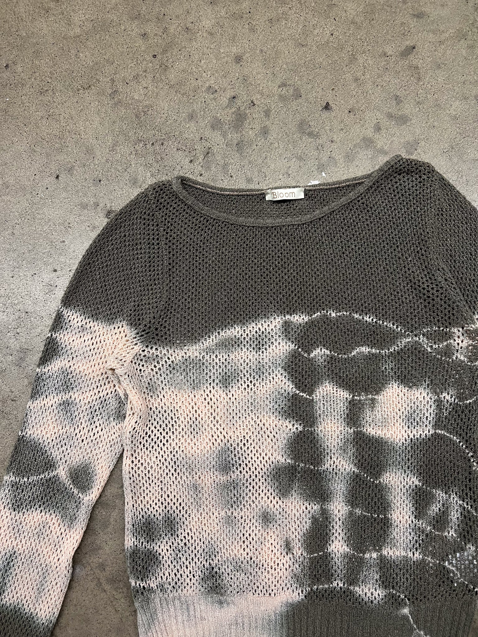 Abstract knit sweater / SMALL