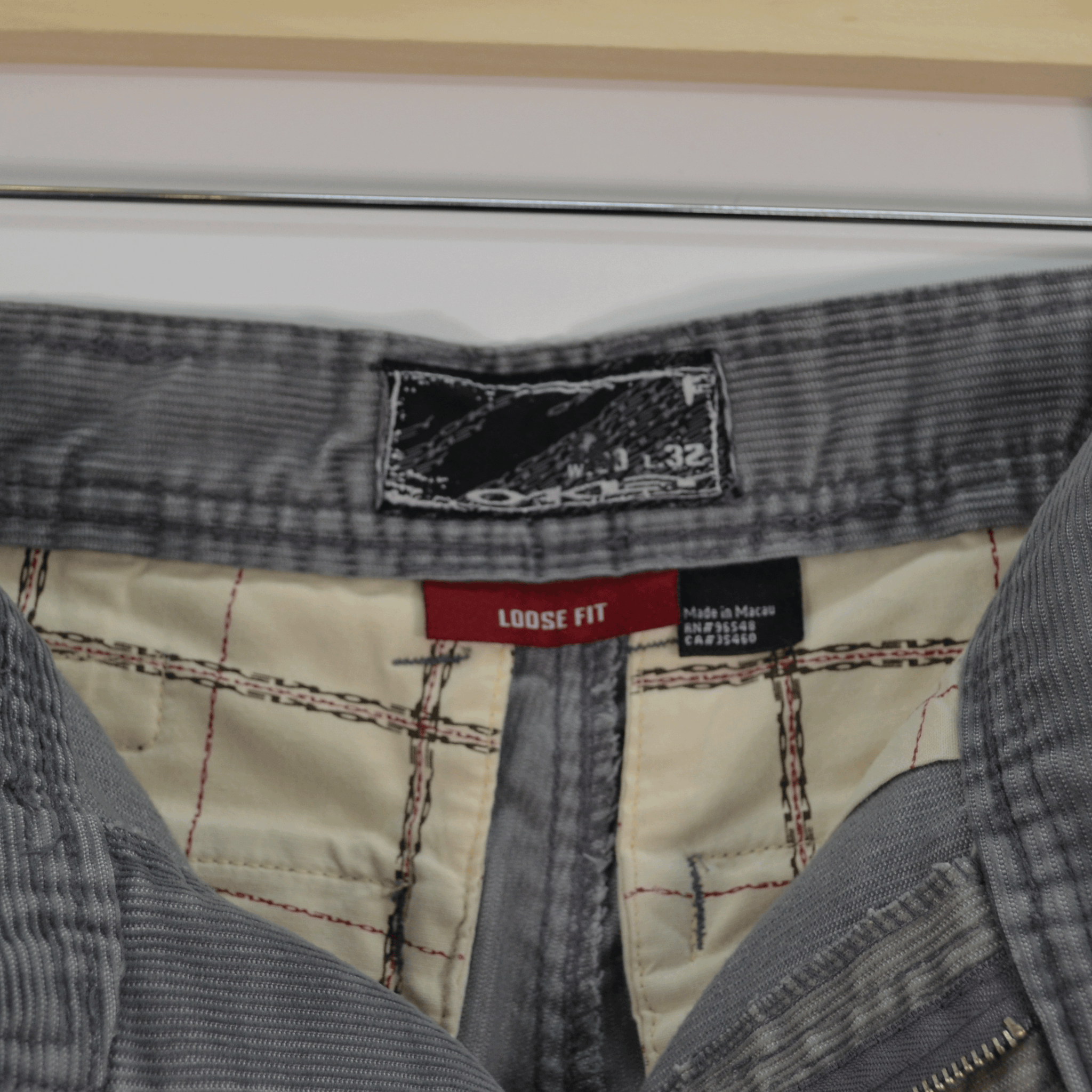CORDUROY OAKLEY PANTS / 33"