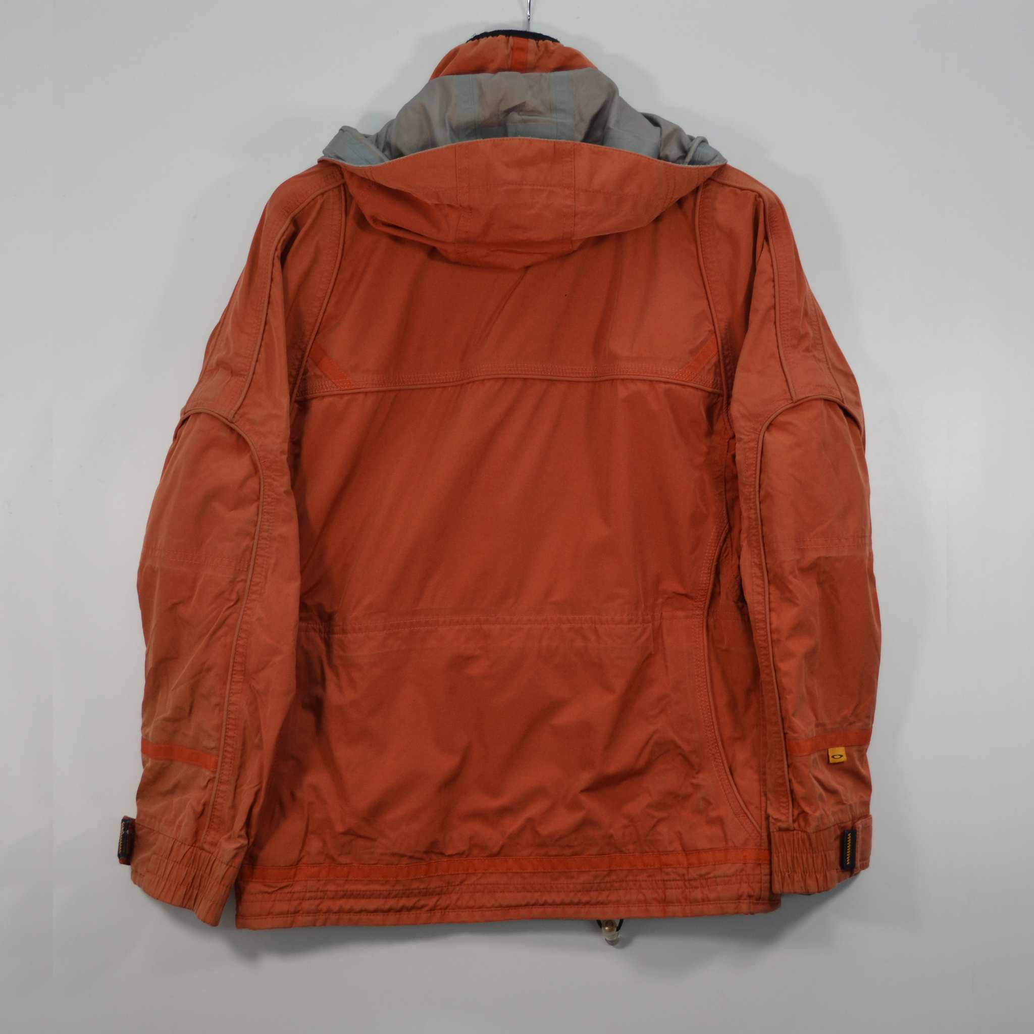 ORANGE OAKLEY JACKET / SMALL