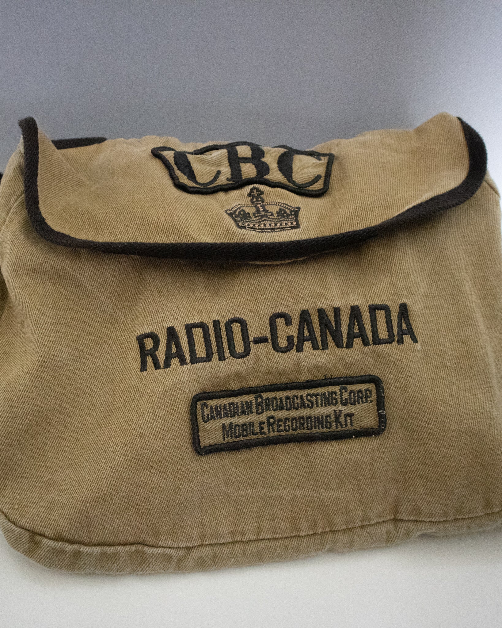 CBC RADIO CANADA VINTAGE BAG / OS