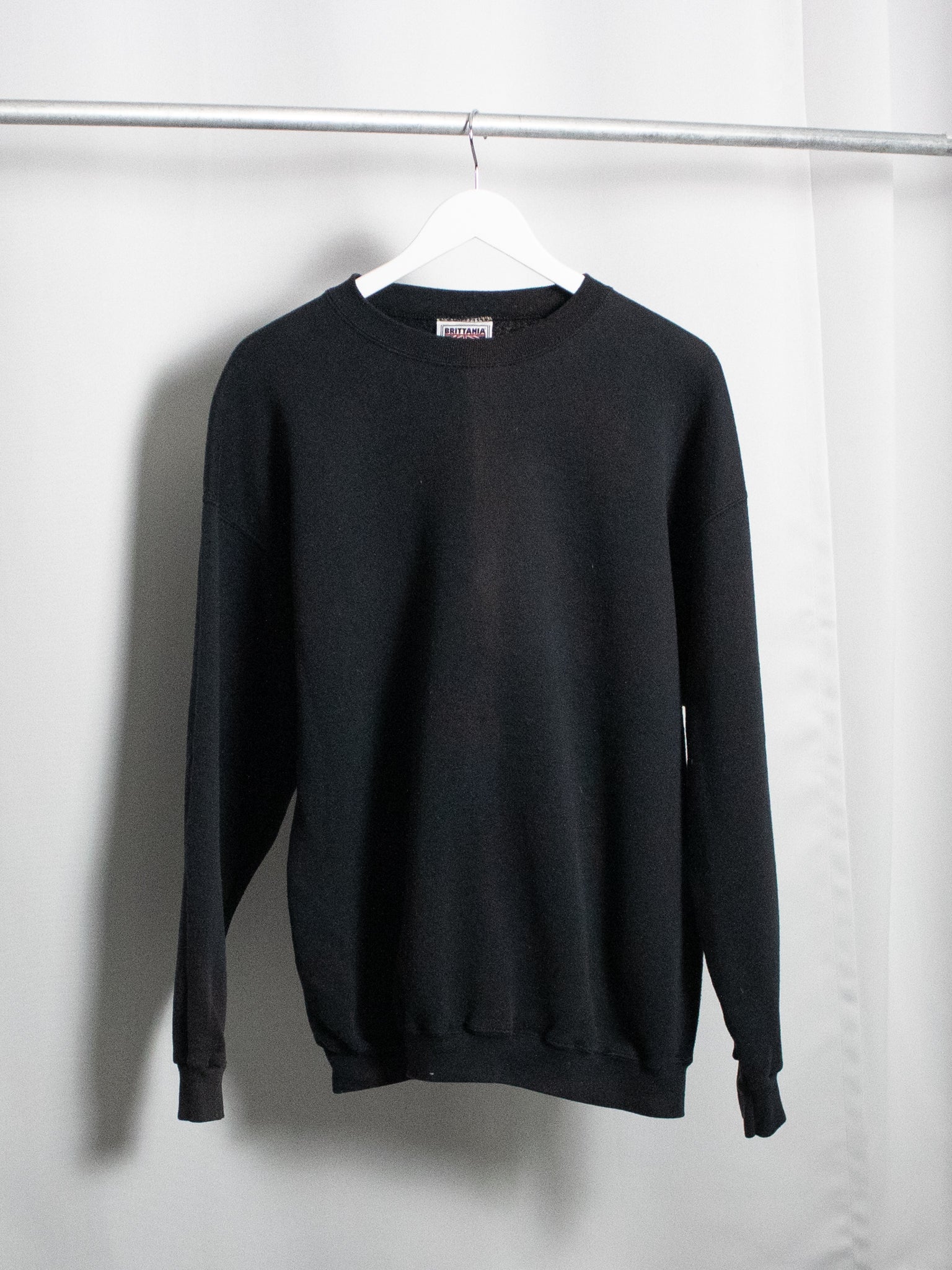 2000S LEVIS FADED BLACK CREWNECK / LARGE