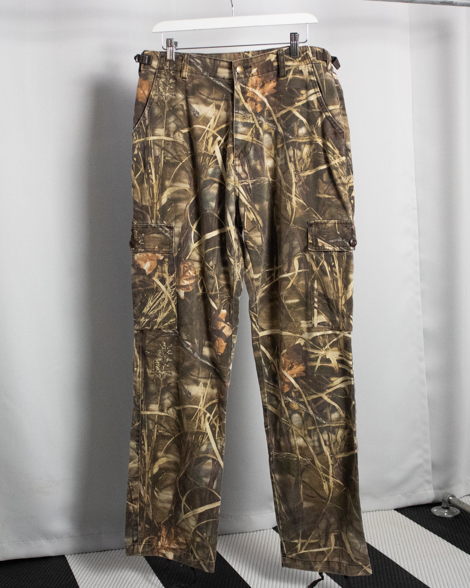 2000S CABELLA CAMO STRAIGHT CUT PANTS / 32x32