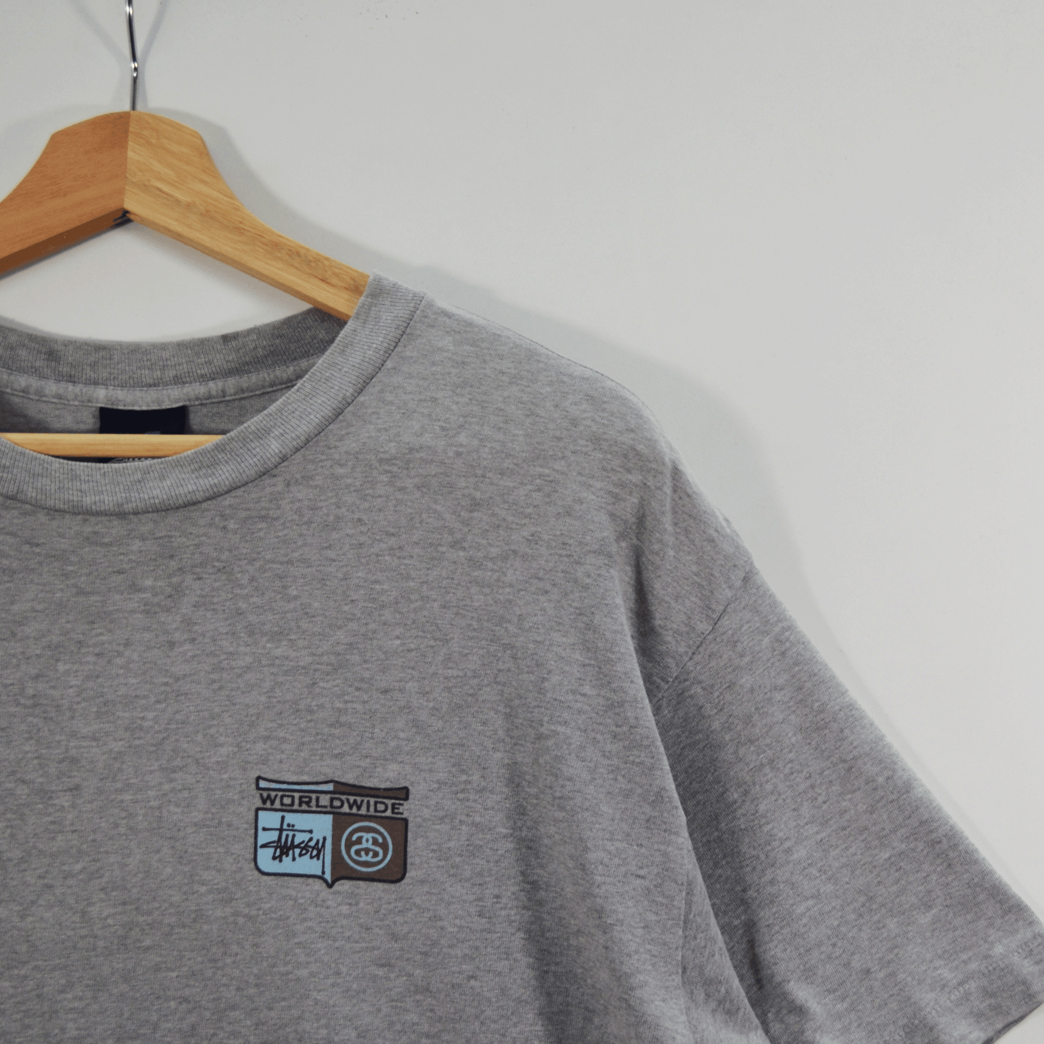 00S STUSSY WORLDWIDE CREST TEE / LARGE
